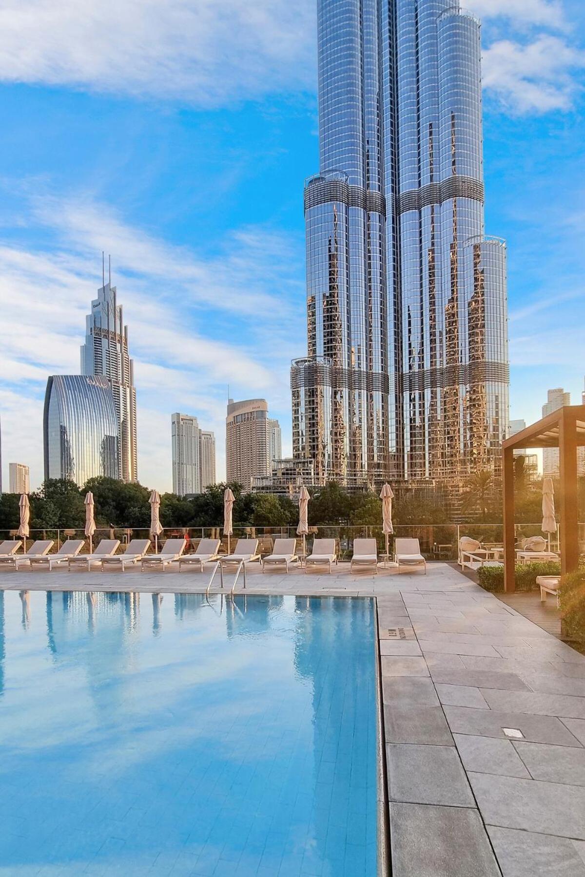 First Class 2br Chic Downtown Escape Apartment Dubai