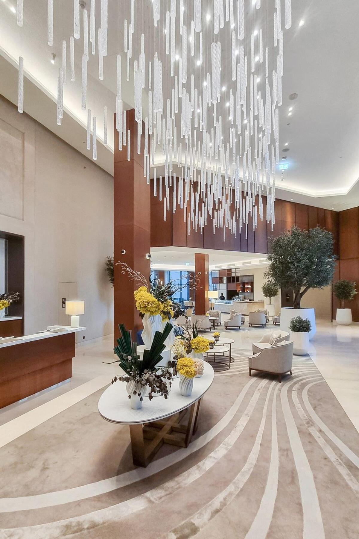 First Class 2br Chic Downtown Escape
