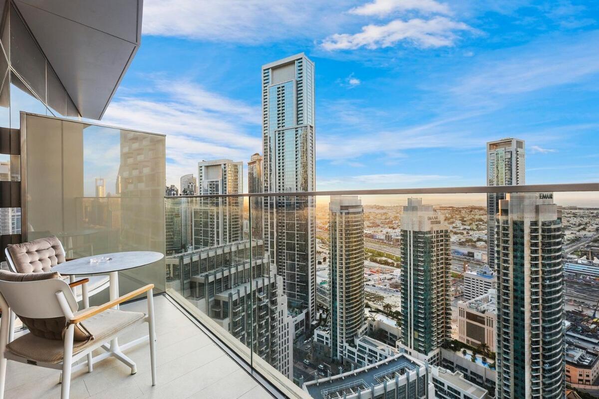 First Class 2br Chic Downtown Escape * Dubai