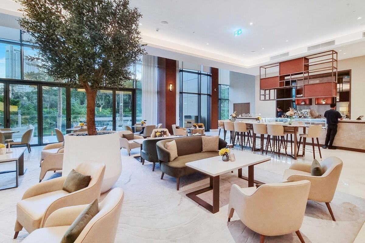 First Class 2br Chic Downtown Escape