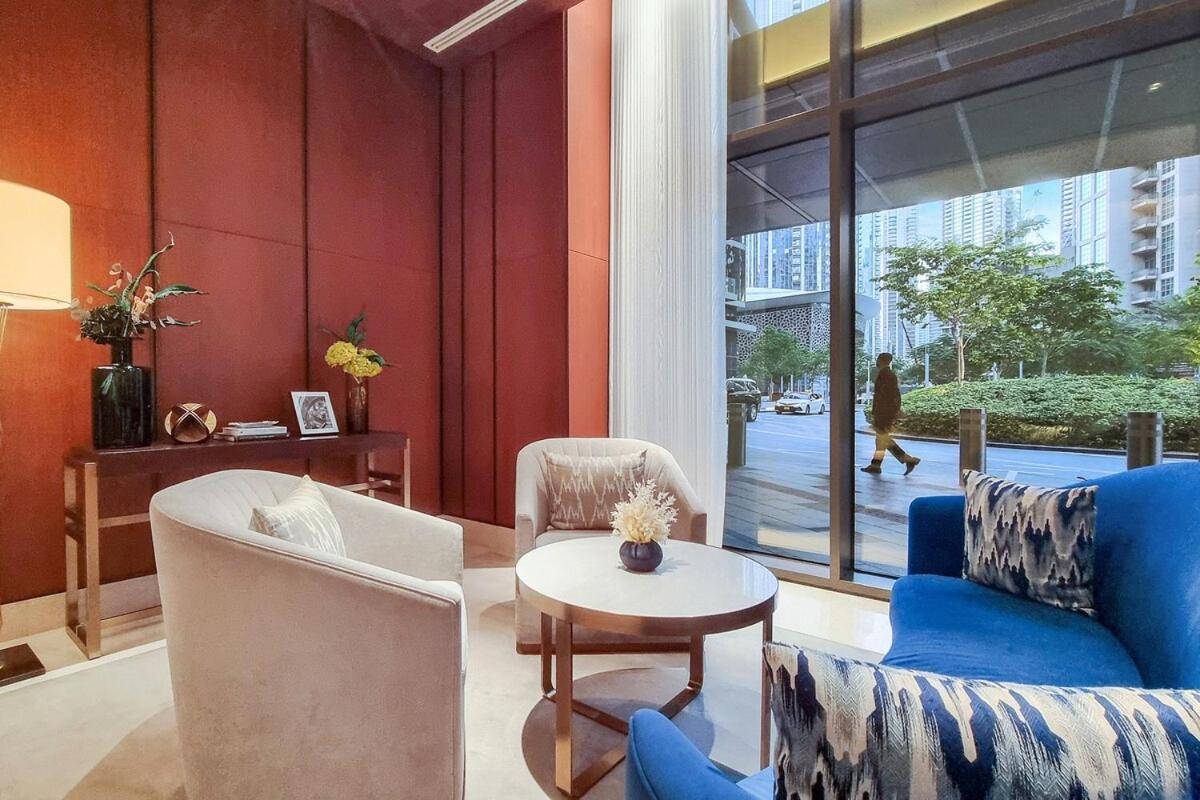 First Class 2br Chic Downtown Escape * Dubai