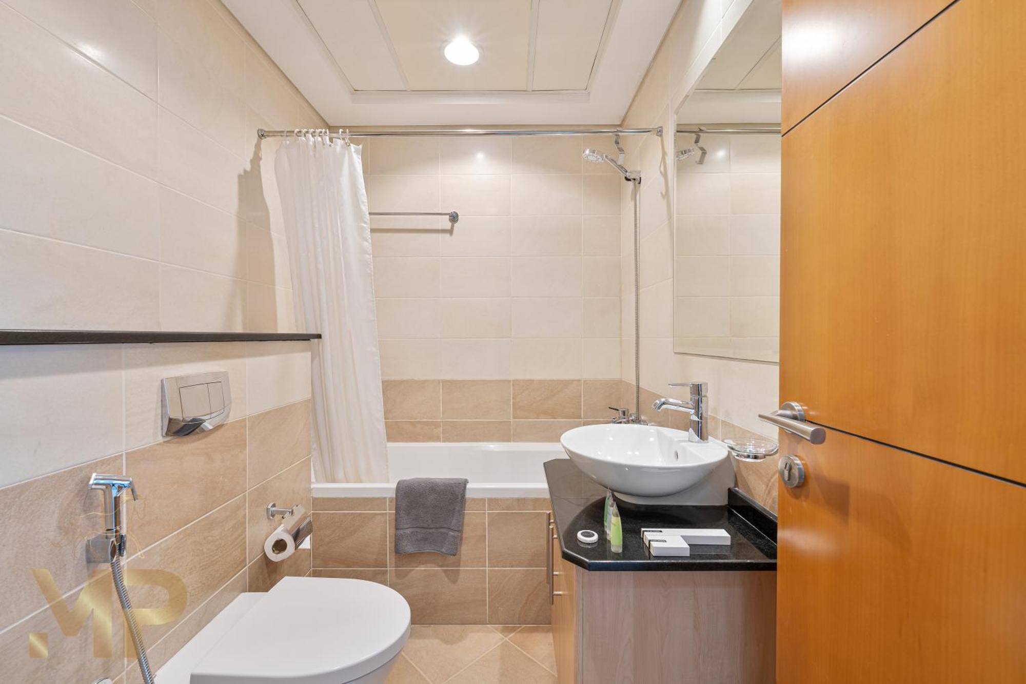 Apartment Marcopolo - Spacious 3br With Eye & Sea Views *