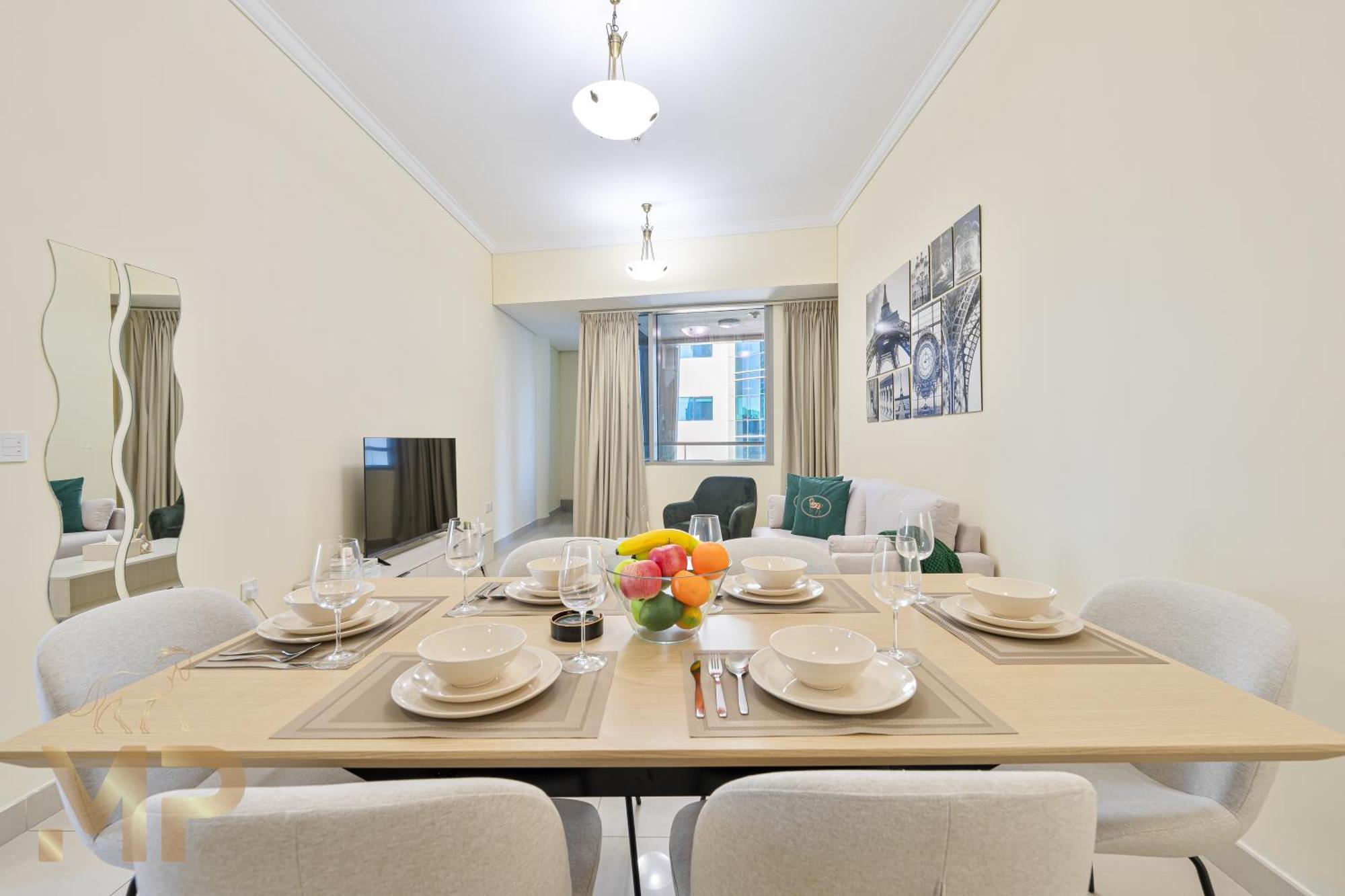 Marcopolo - Spacious 3br With Eye & Sea Views * Dubai