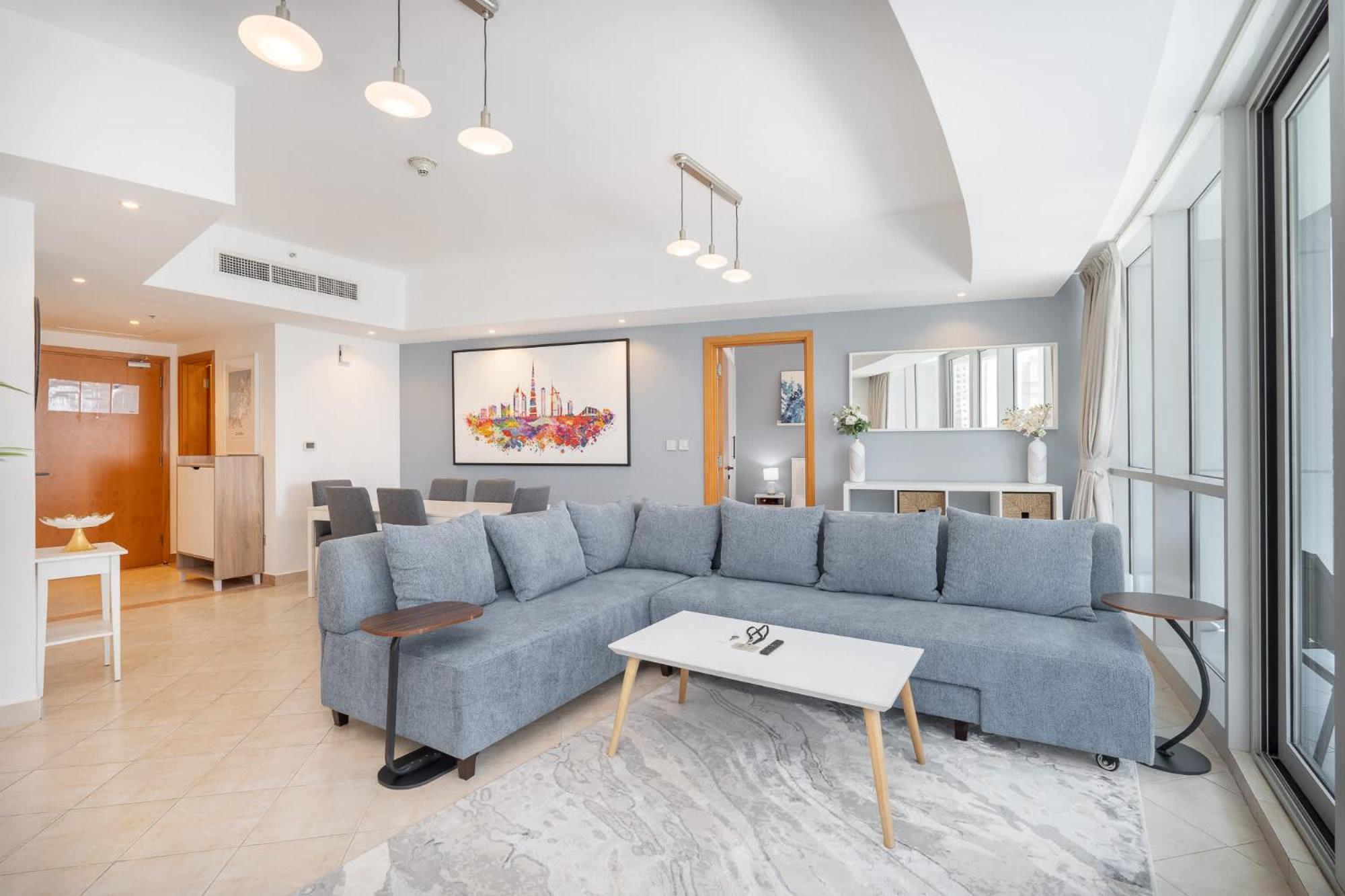Cozy 3br With View In Marina!