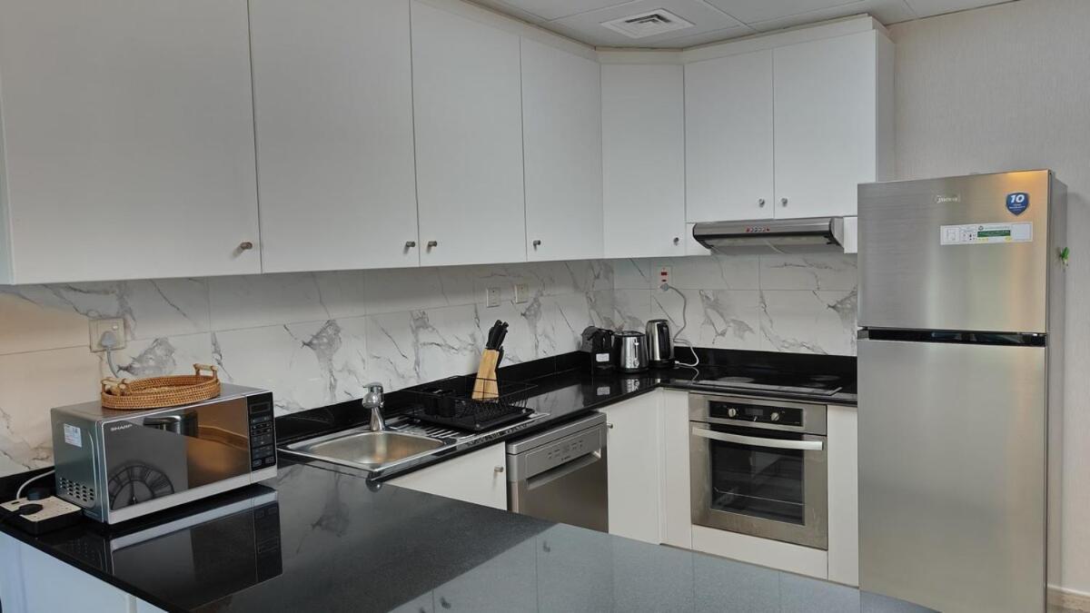 46th Flr Marina Luxury * Dubai