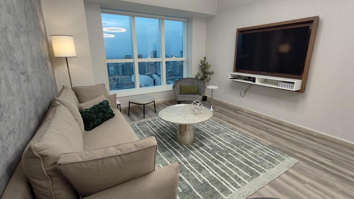 Apartment 46th Flr Marina Luxury