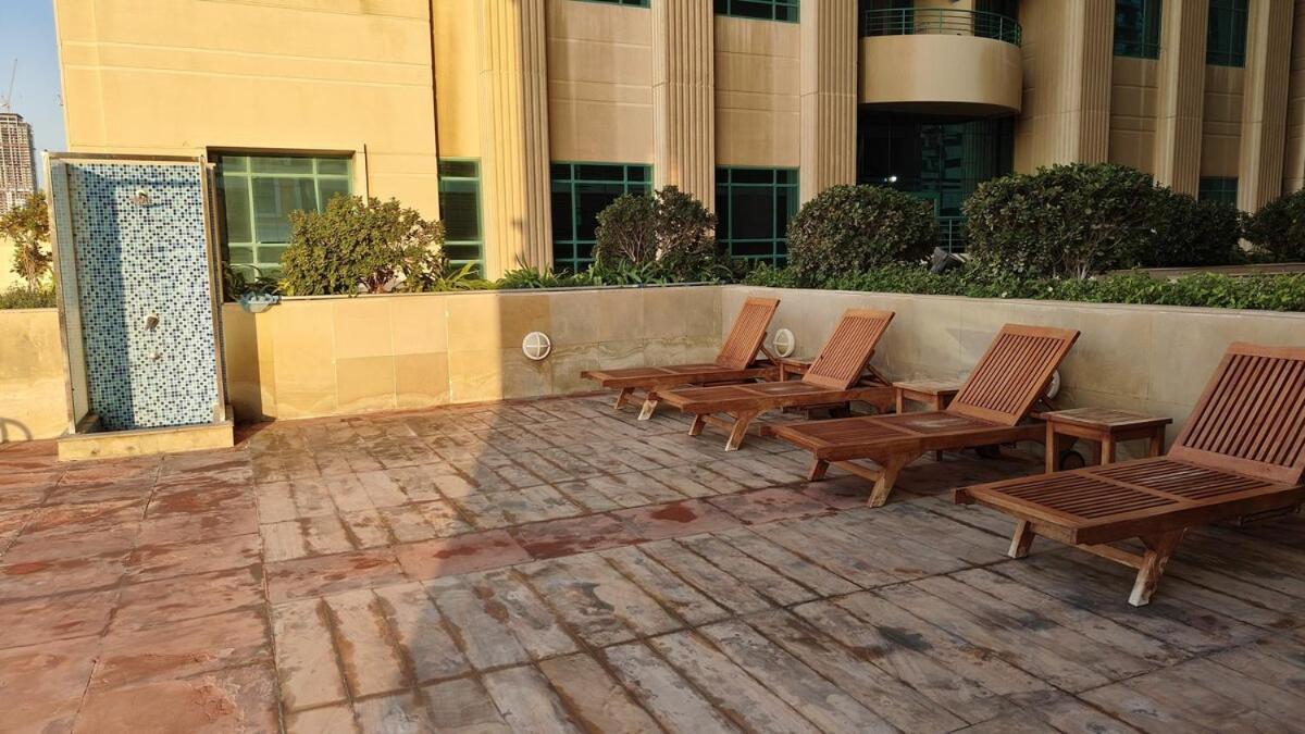 46th Flr Marina Luxury Apartment *