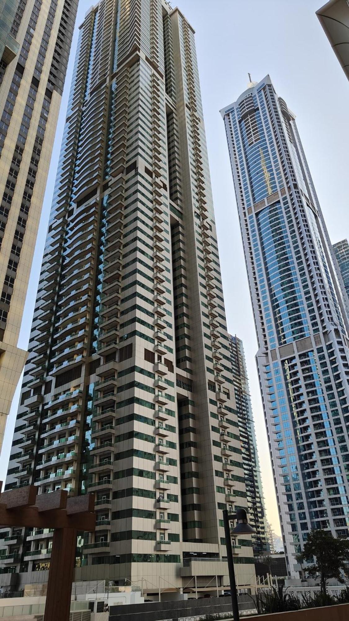 46th Flr Marina Luxury *
