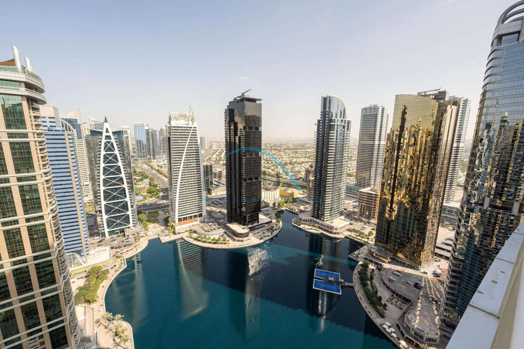 Bright 1br With Views, Jumeirah Towers By Deluxe Holidya Homes