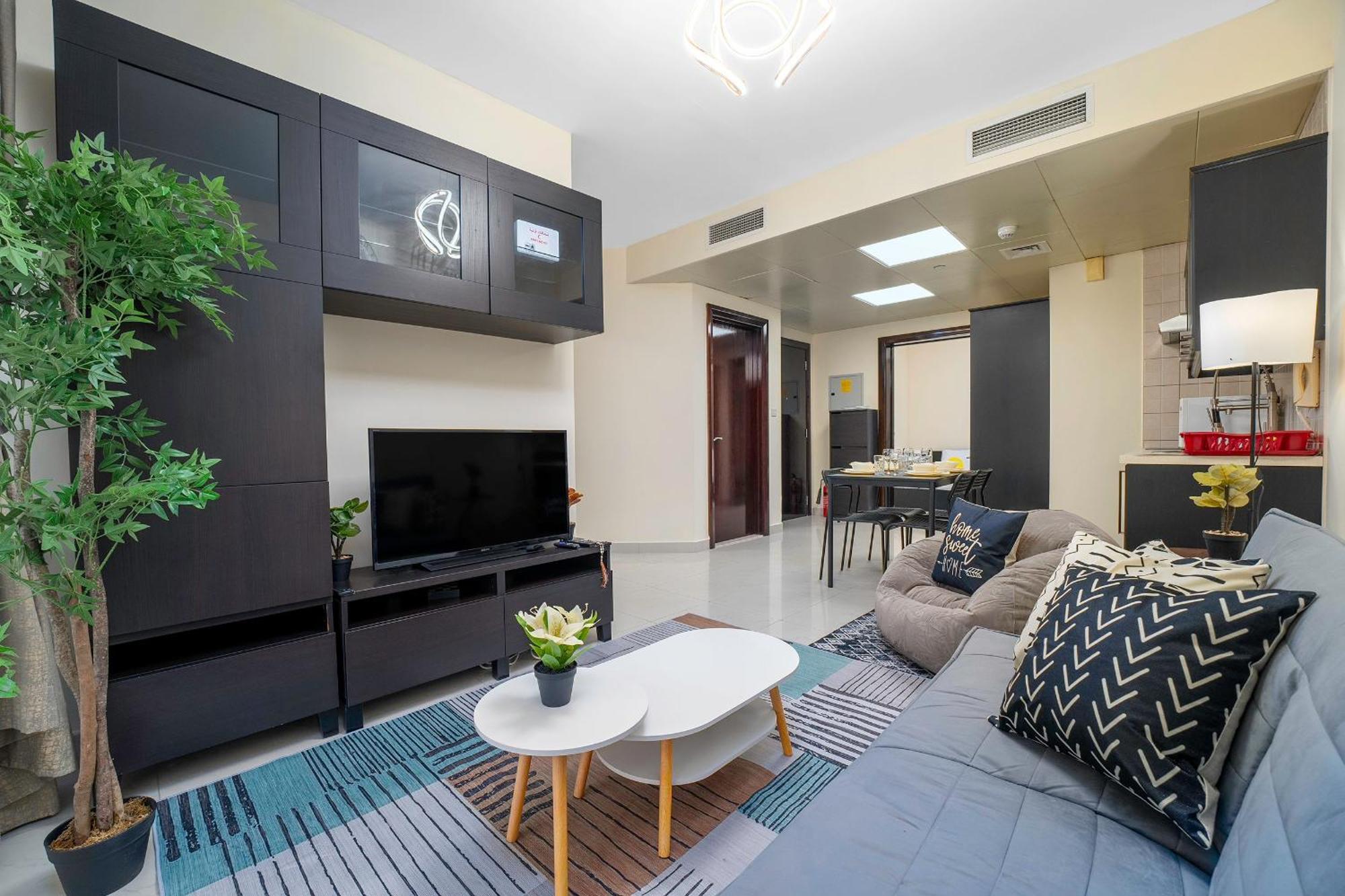 2-bedroom Marina Skyline View In Jlt