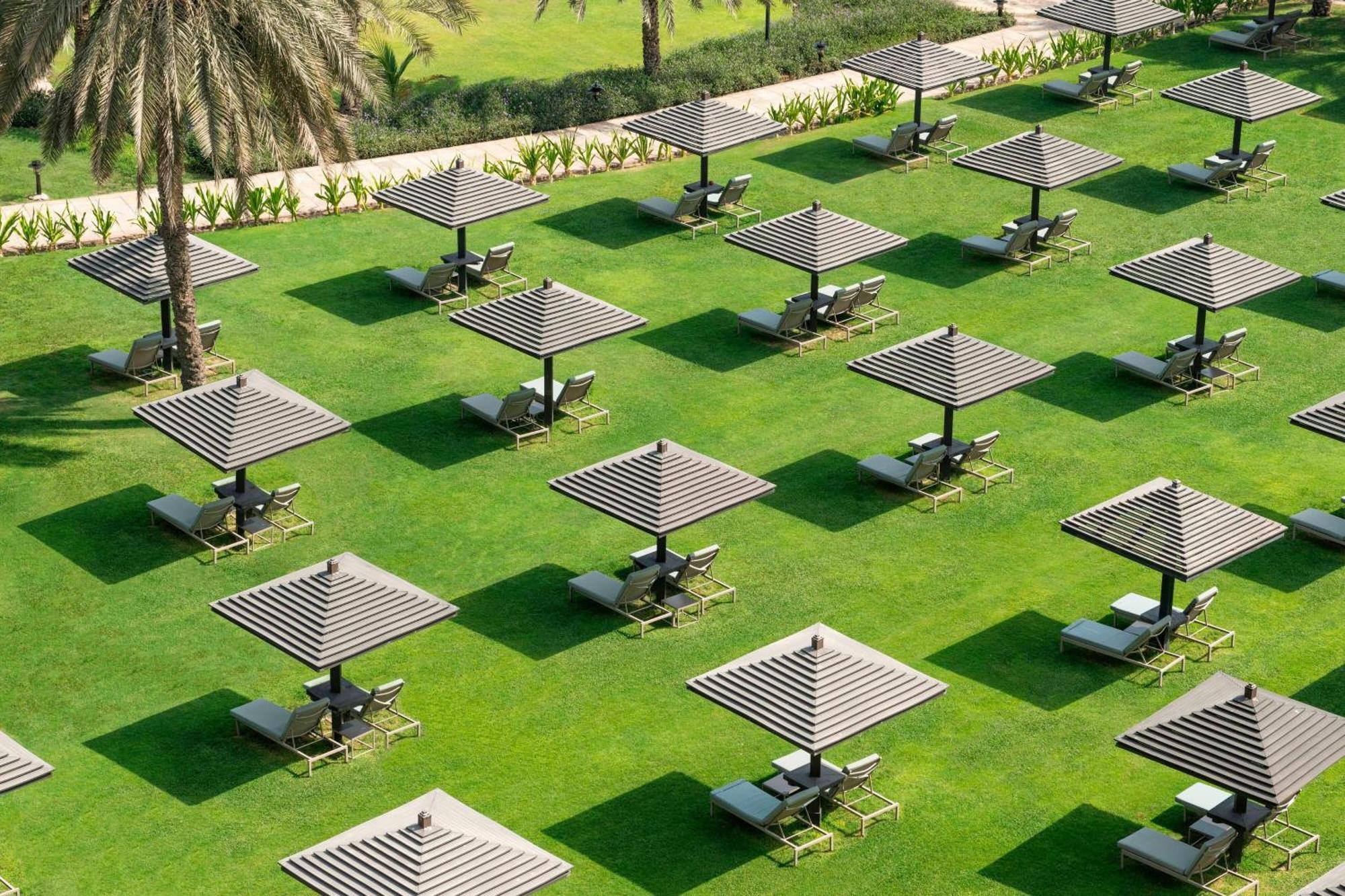 Resort Le Royal Meridien Beach & Spa