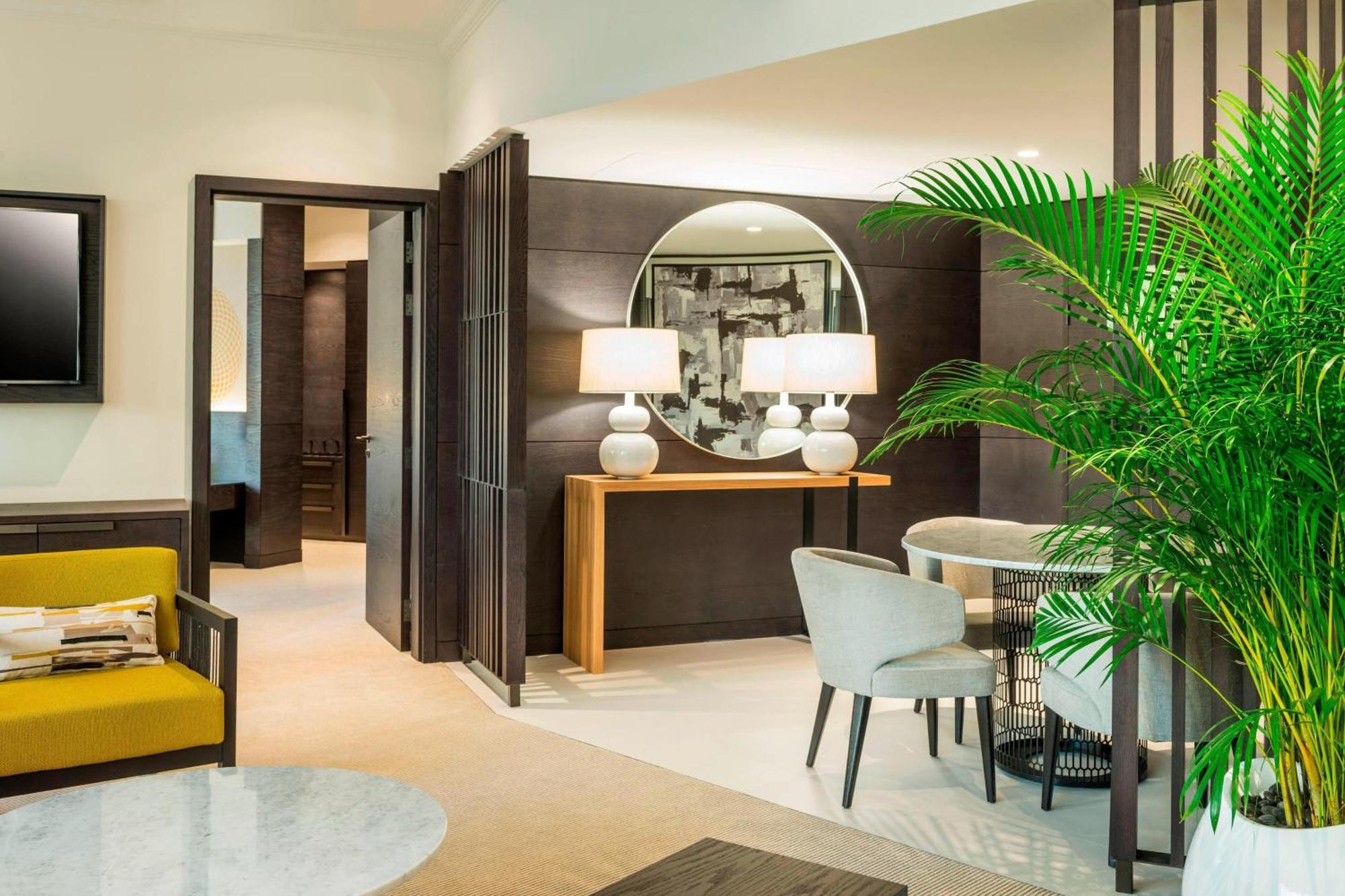 Le Royal Meridien Beach & Spa Resort 5*