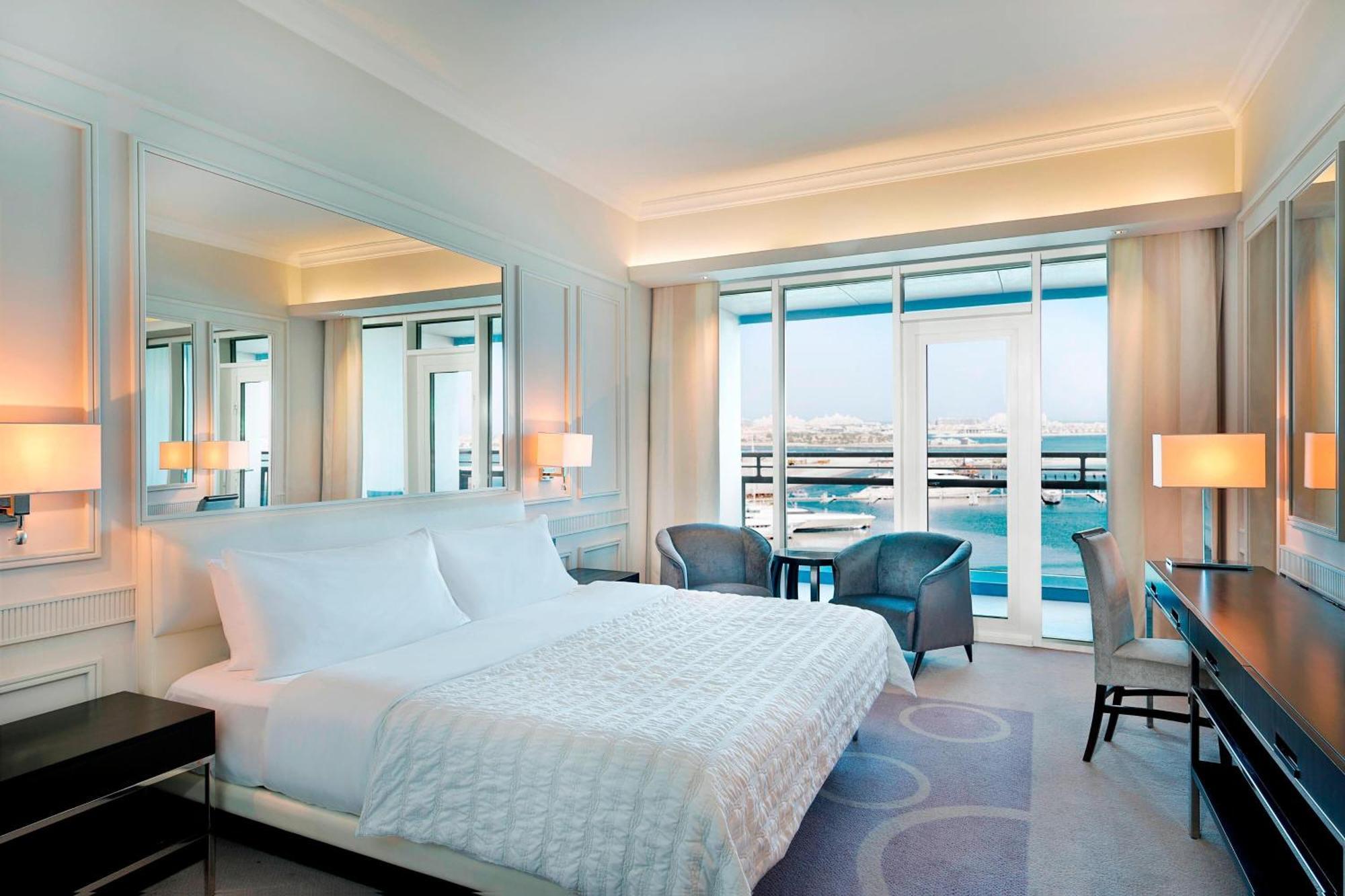 Le Meridien Mina Seyahi Beach & Waterpark Dubai