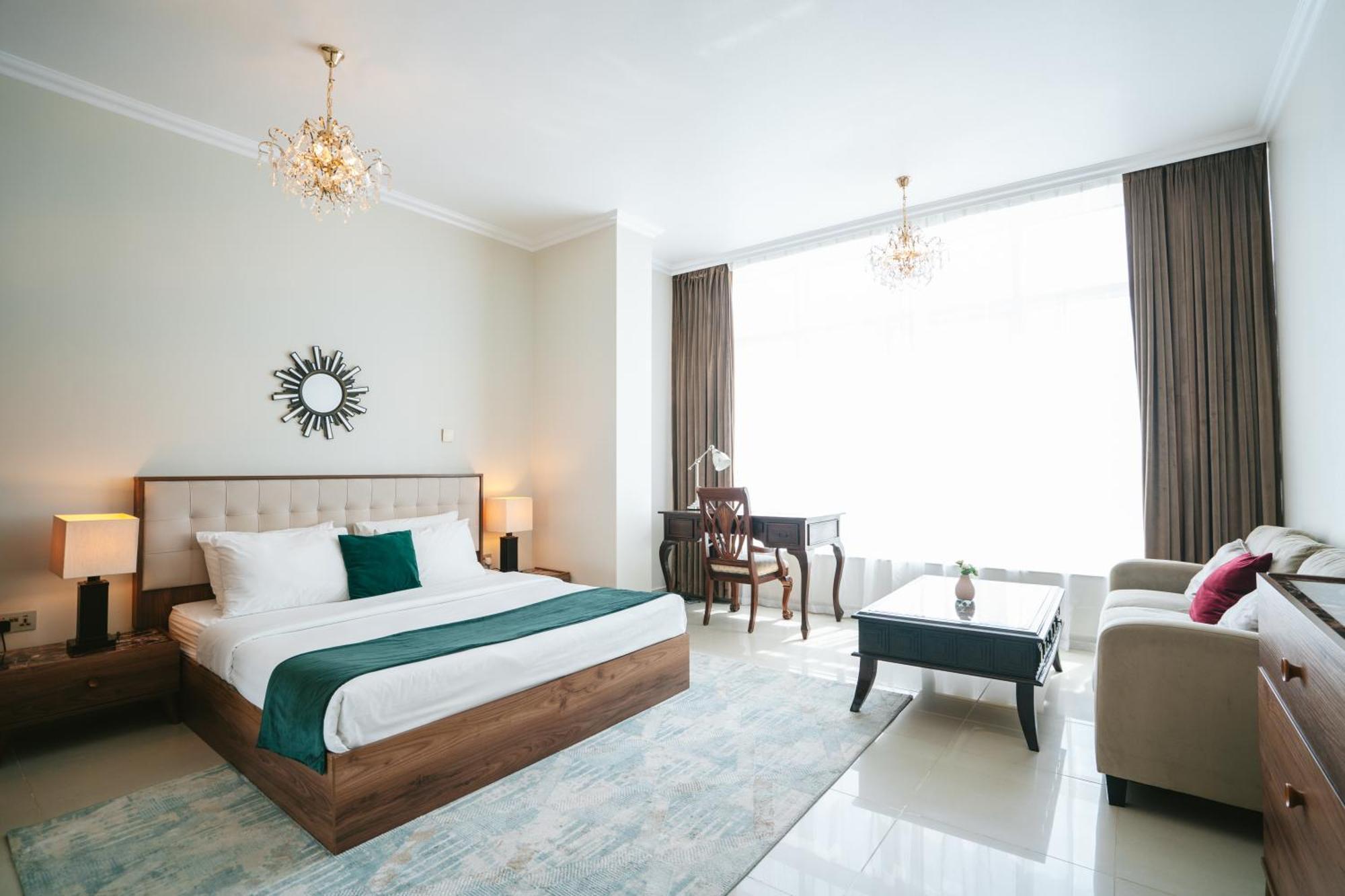 Aparthotel Iconic Marina & Sea Views From The 52nd Floor