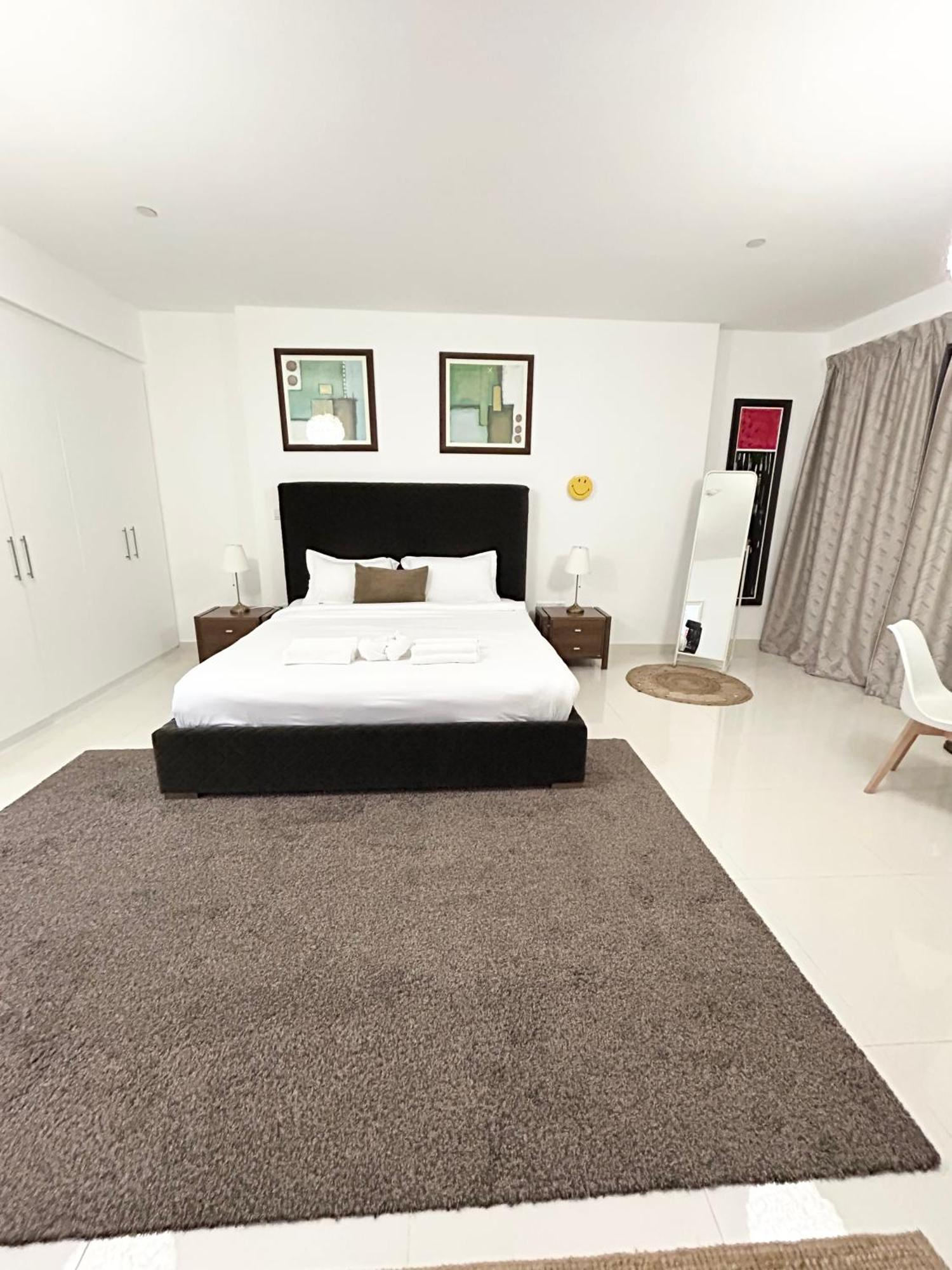 Seaside Spacious With Vibrant Vibes In Jbr By Sweet Homes Apartment Dubai