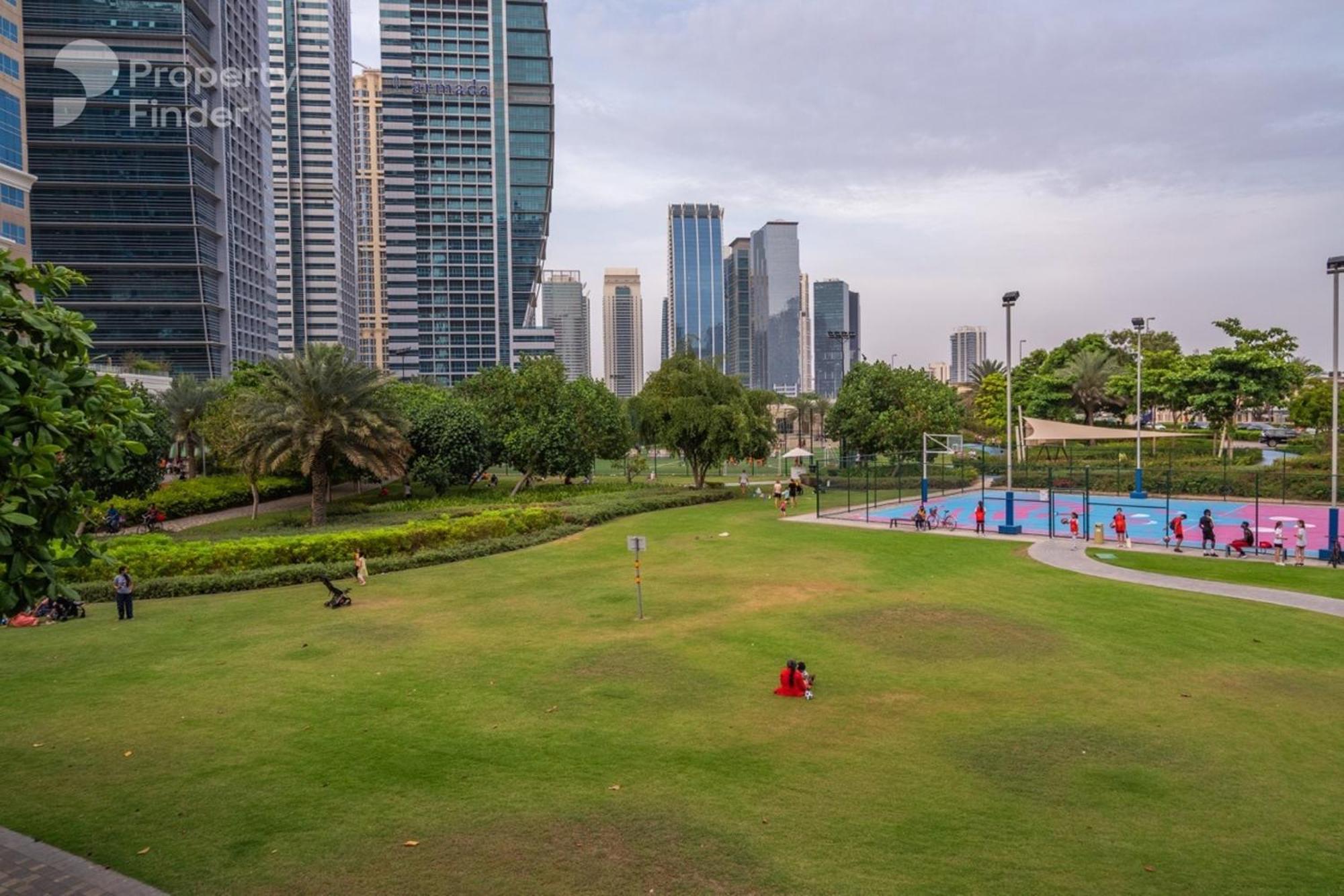 Click - Jlt - & Balcony Lakes View Entire -ra *