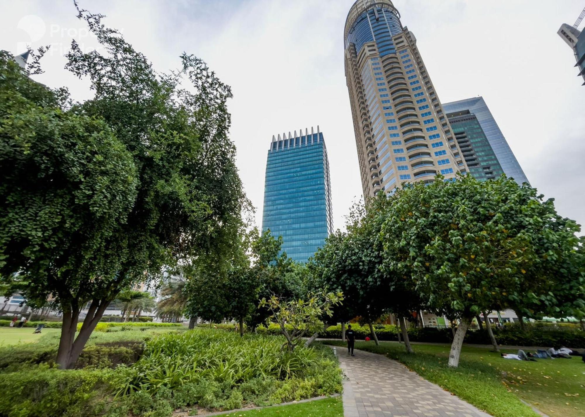 Click - Jlt - & Balcony Lakes View Entire -ra