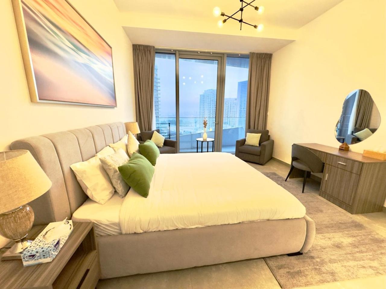 Marina - Spacious 1br With Stunning Sea View By Stella Maris