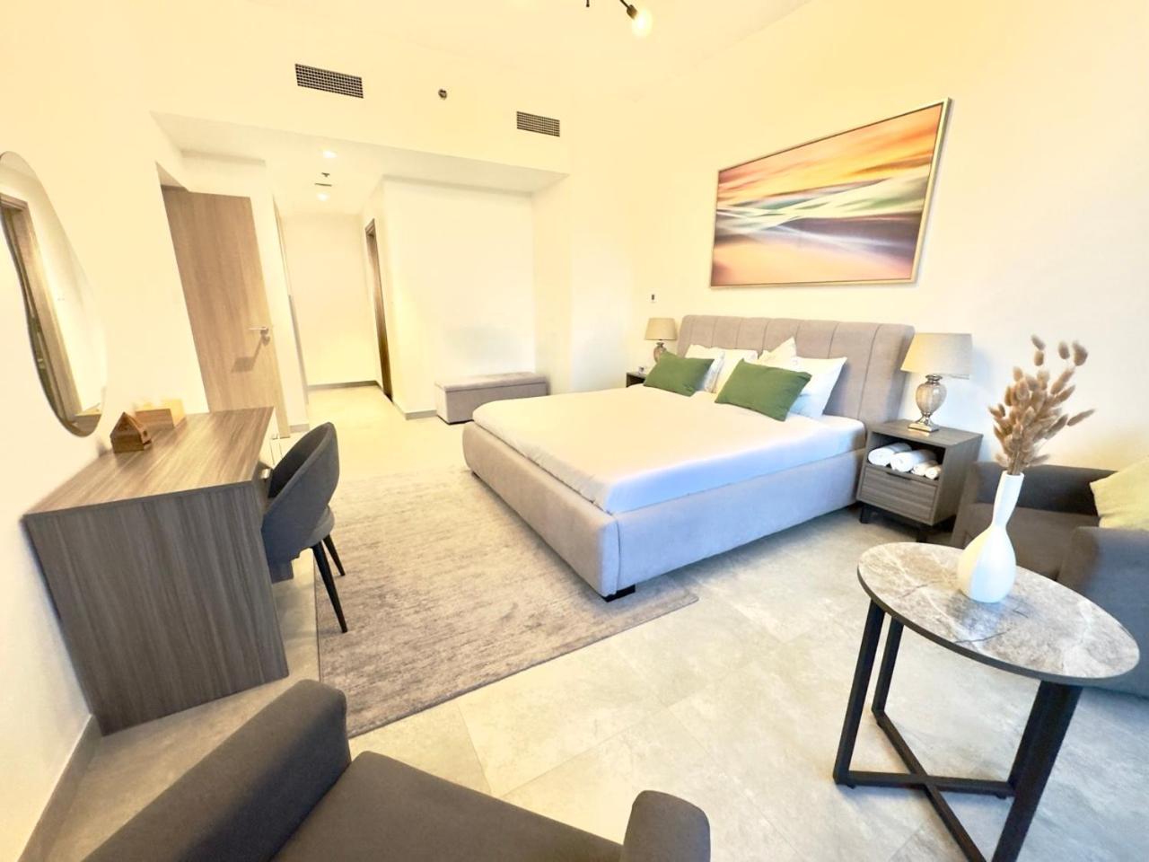 Marina - Spacious 1br With Stunning Sea View By Stella Maris Apartment Dubai