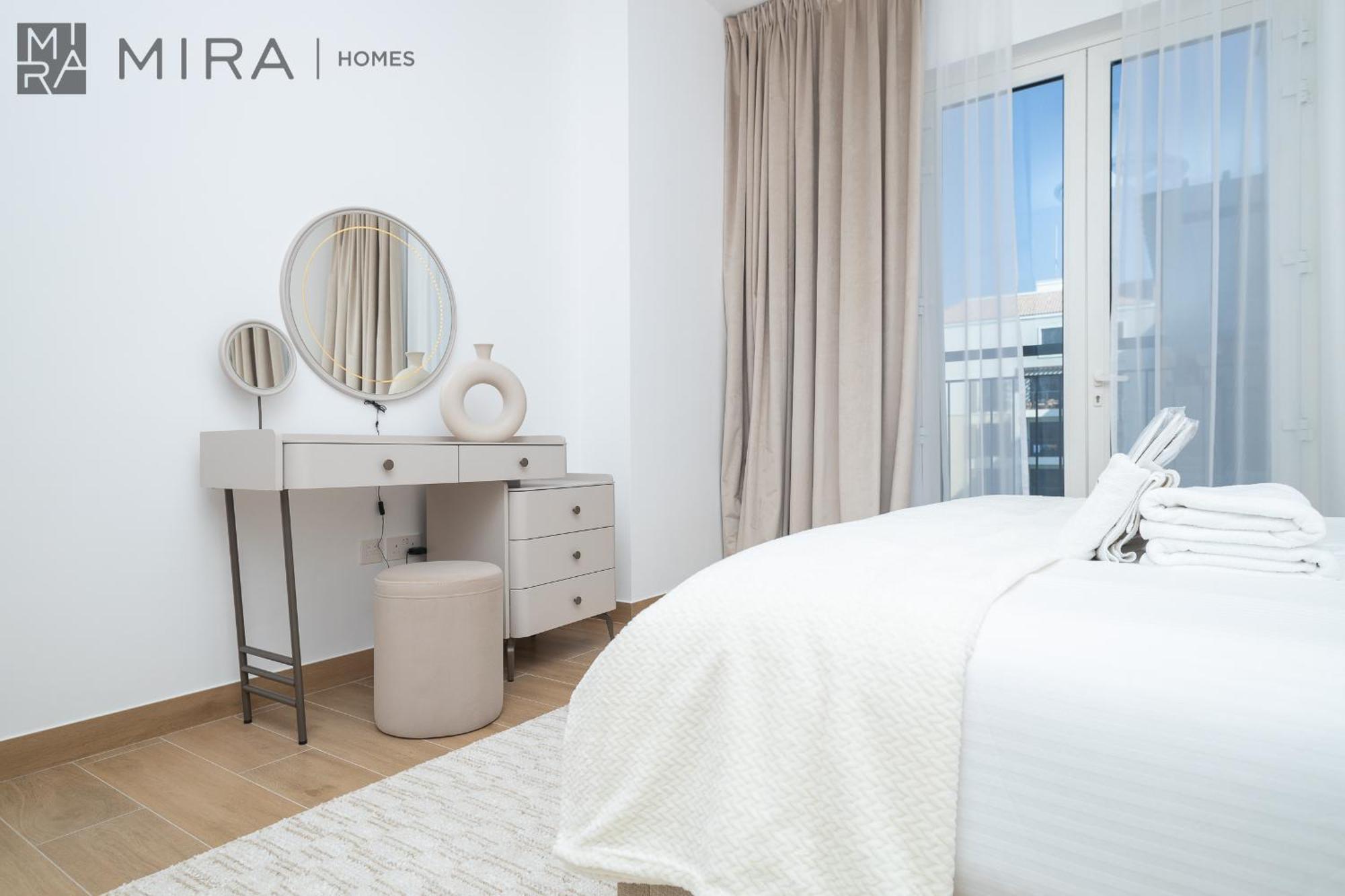 Mira Homes - Newly 2 Bedroom In La Sirene, Port De La Apartment