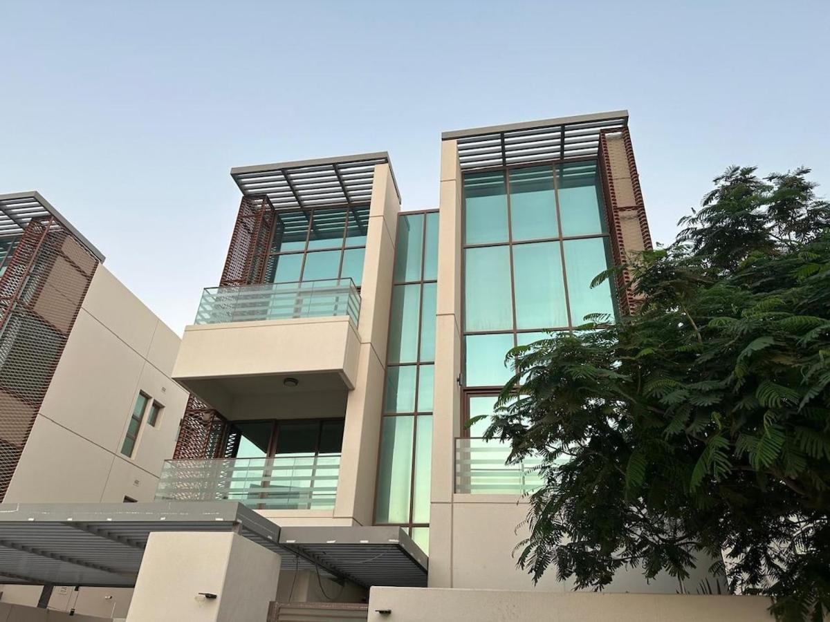 Luxurious Meydan 6 Bed Unparalleled Views