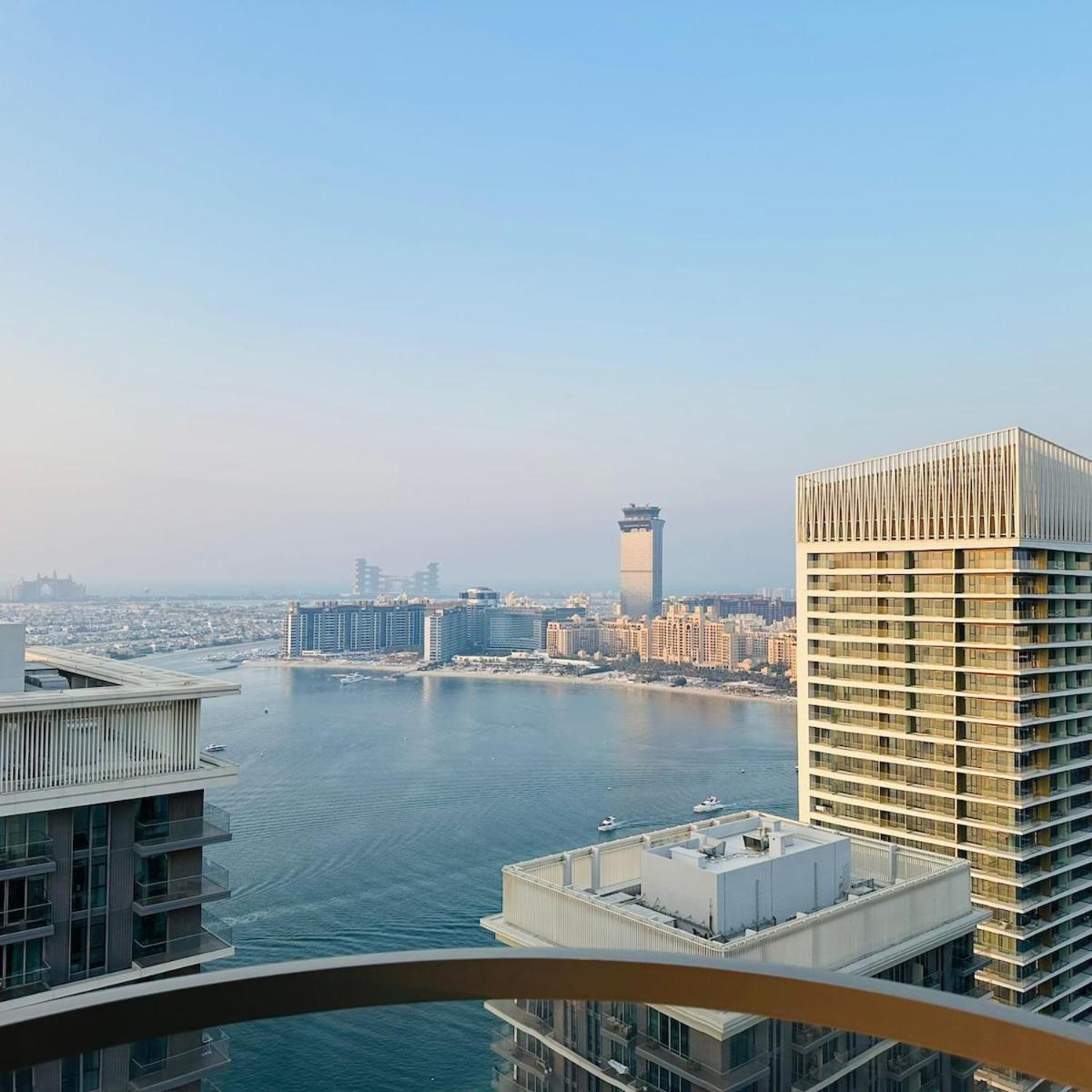Amakin Beachfront Palm Jumeirah Marina Vista 2 * Dubai