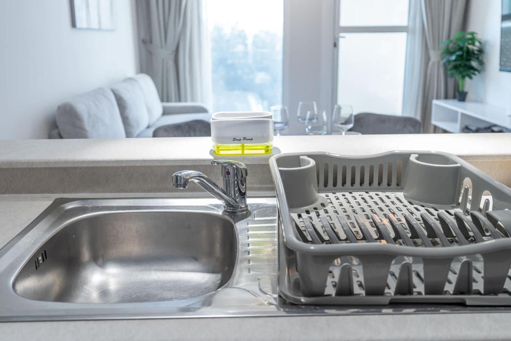 Sleeps 2 In 1 Bedroom At Hanover Square, Jvc