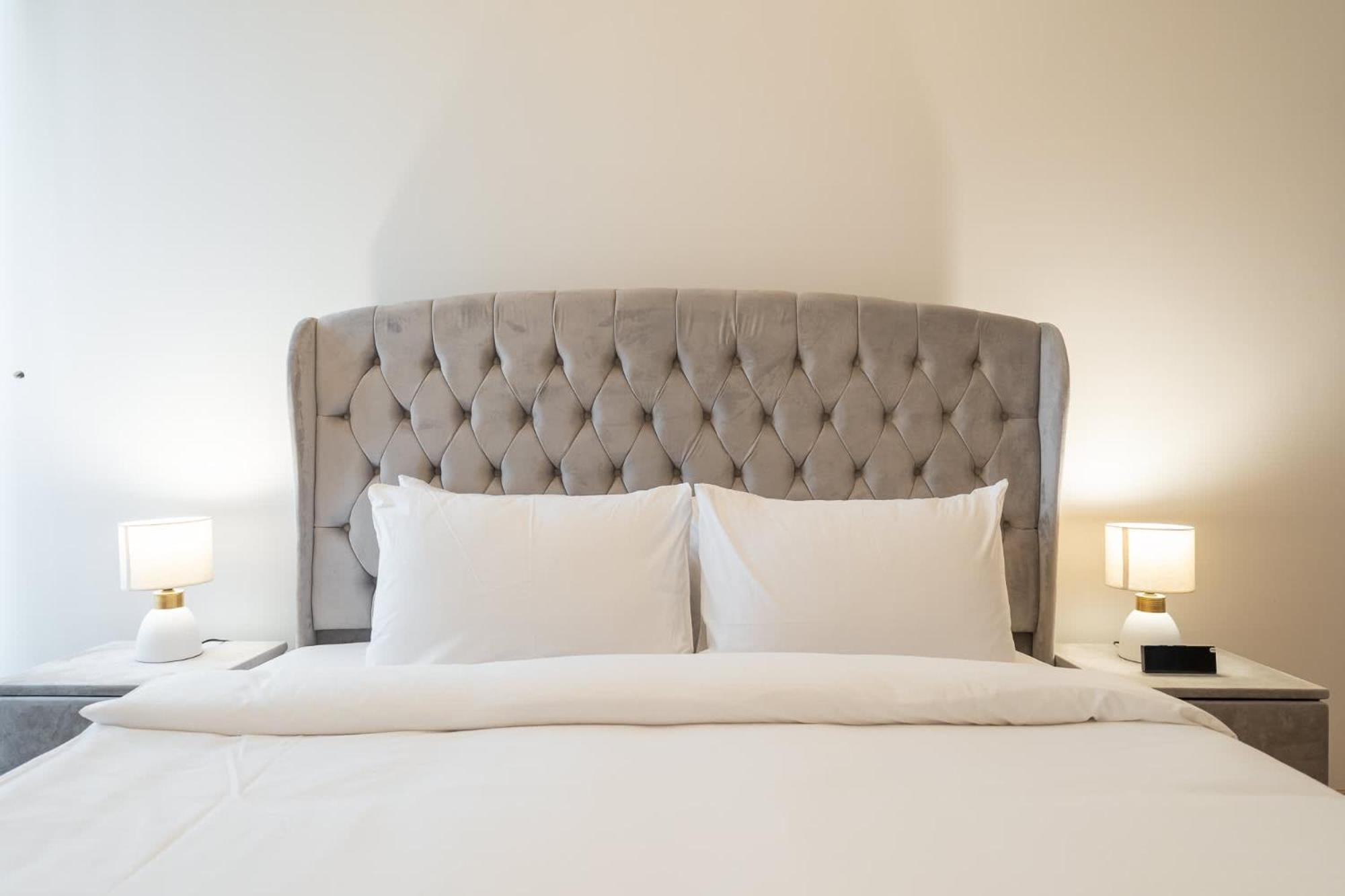 Apartment Sleeps 2 In 1 Bedroom At Hanover Square, Jvc Dubai