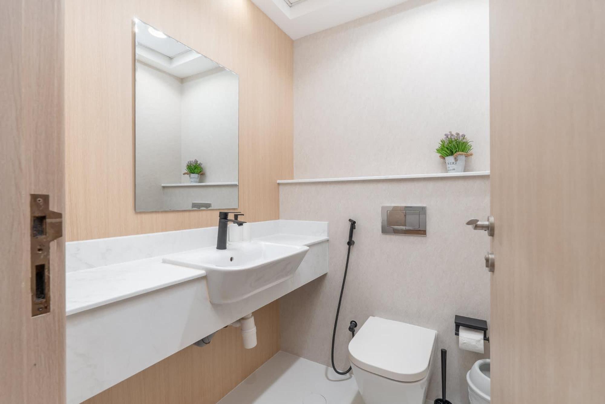 Apartment Sleeps 2 In 1 Bedroom At Hanover Square, Jvc *