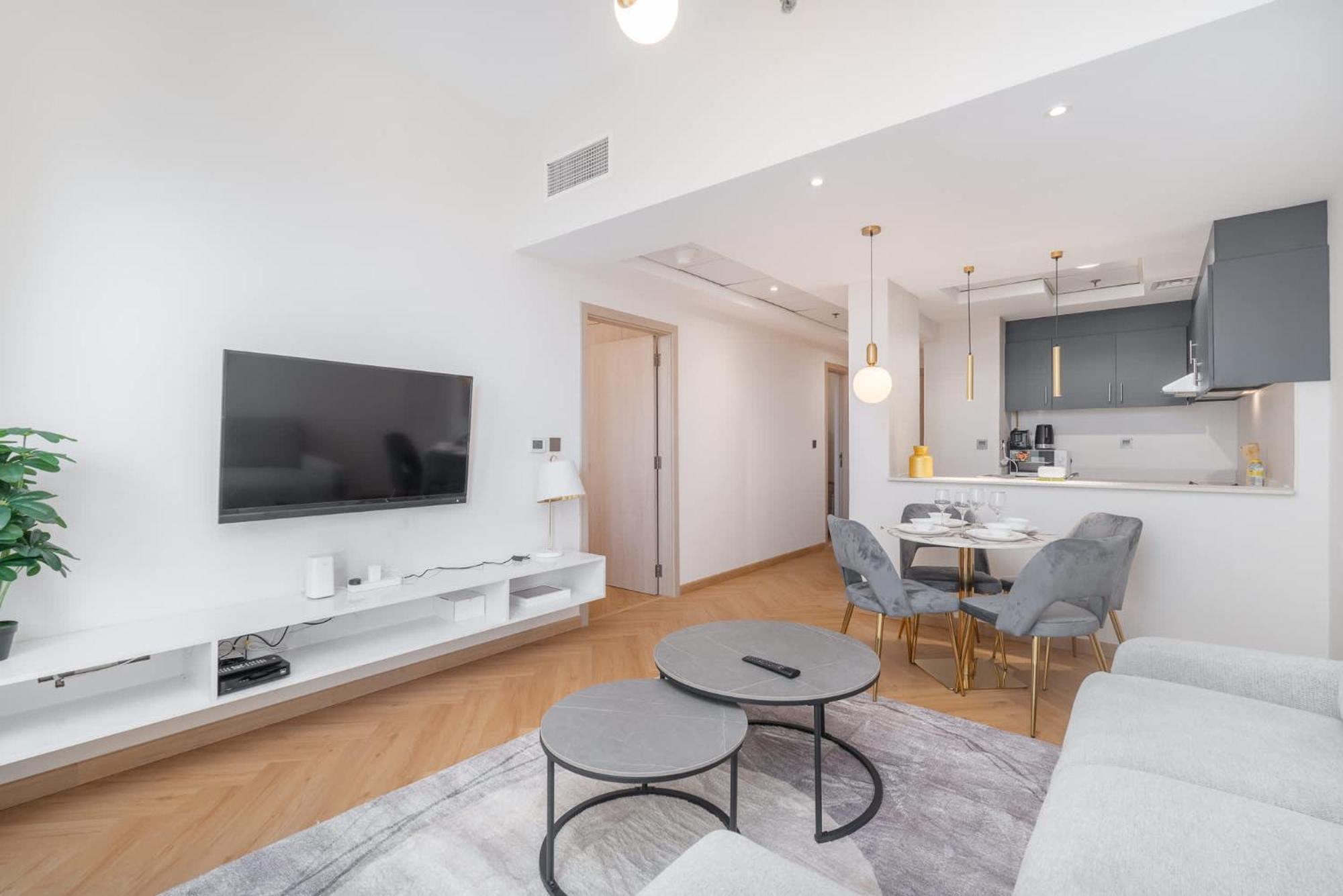 Apartment Sleeps 2 In 1 Bedroom At Hanover Square, Jvc Dubai