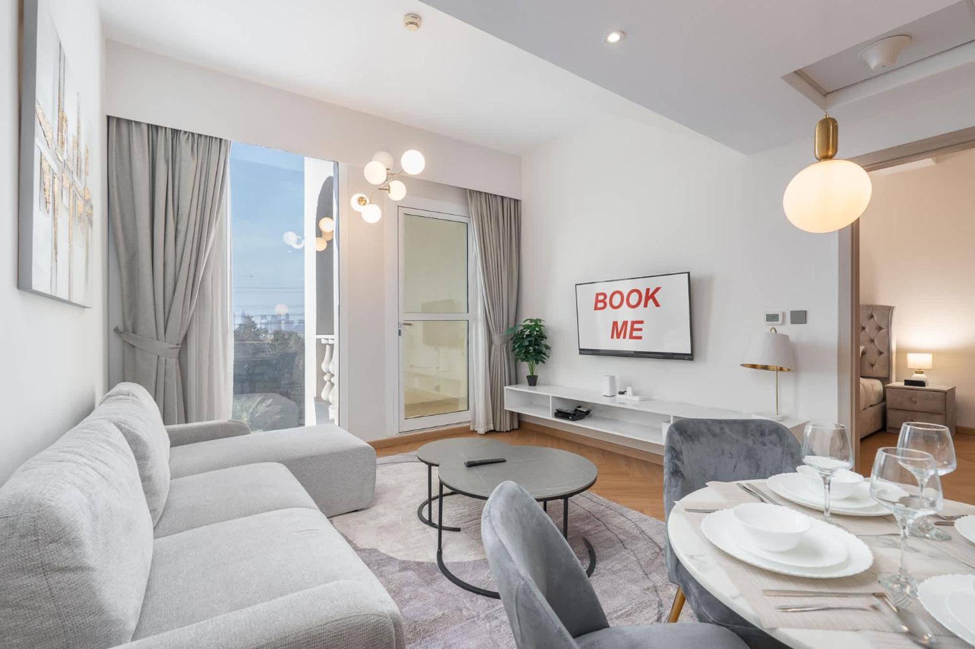 Sleeps 2 In 1 Bedroom At Hanover Square, Jvc Dubai
