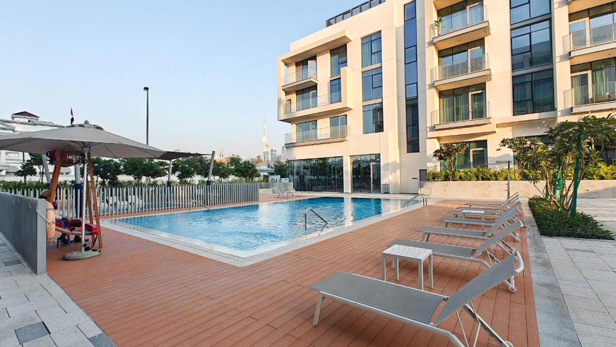 Elegant, Relaxing 3-bedroom In Perfect Location At Canal Front 1 Apartment