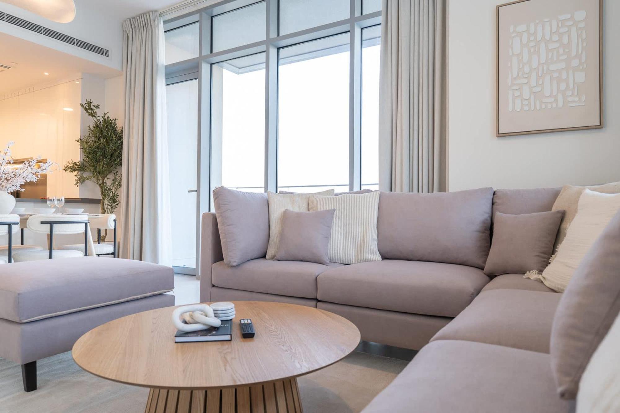Elegant, Relaxing 3-bedroom In Perfect Location At Canal Front 1