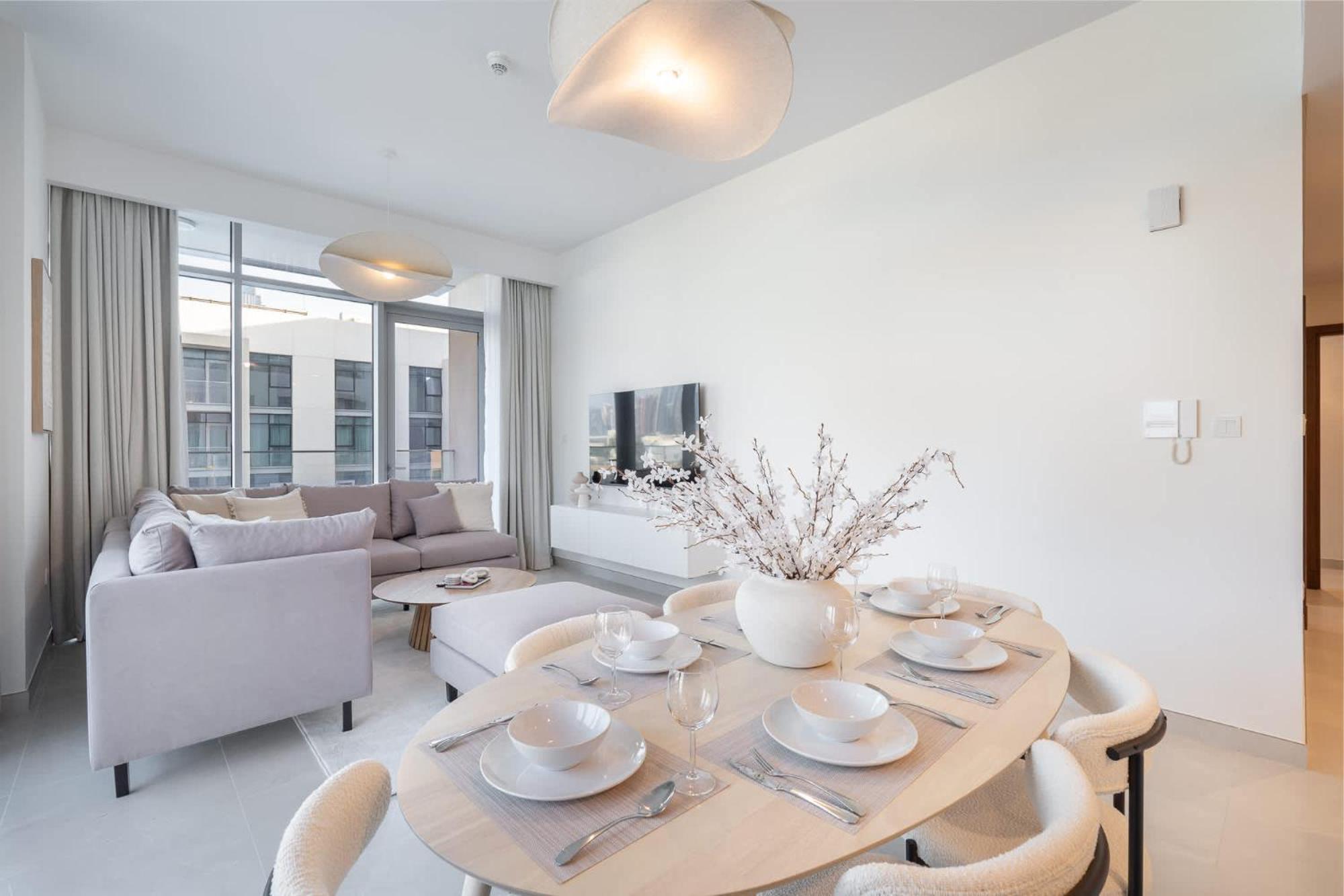 Elegant, Relaxing 3-bedroom In Perfect Location At Canal Front 1 Dubai