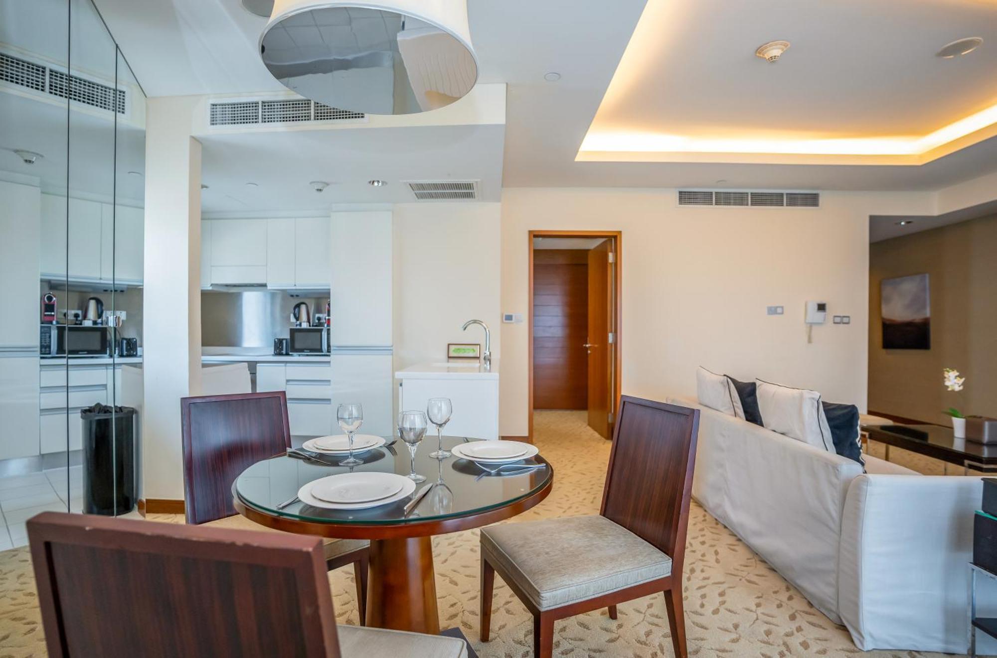 Apartamento Homesgetaway - Amazing Location 1br At Mall Residences *