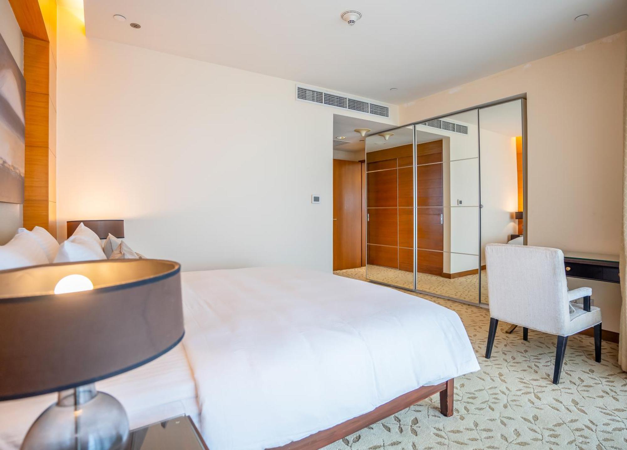 Apartamento Homesgetaway - Amazing Location 1br At Mall Residences *
