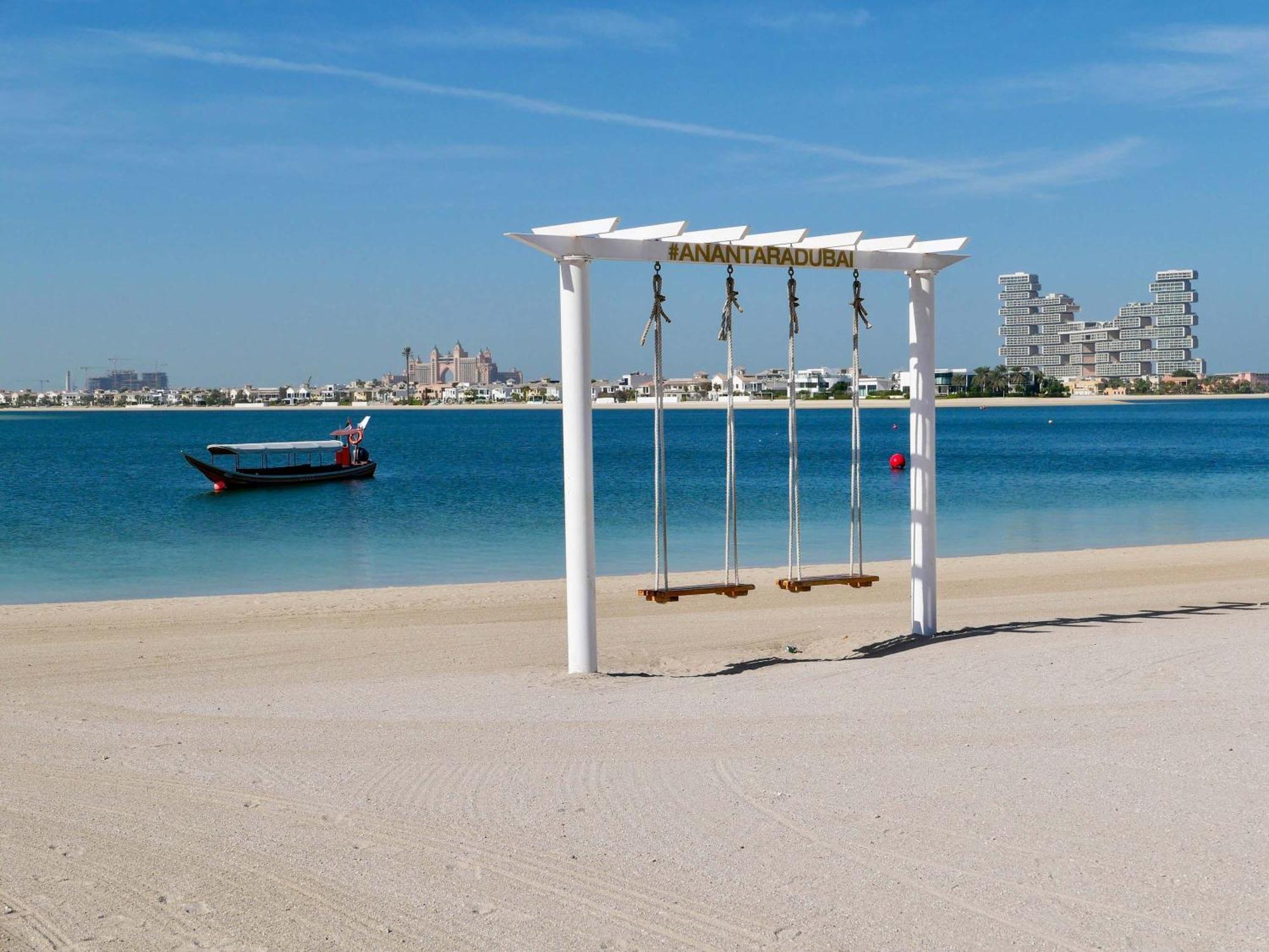 Waterfront 2br With Sea Views Apartment