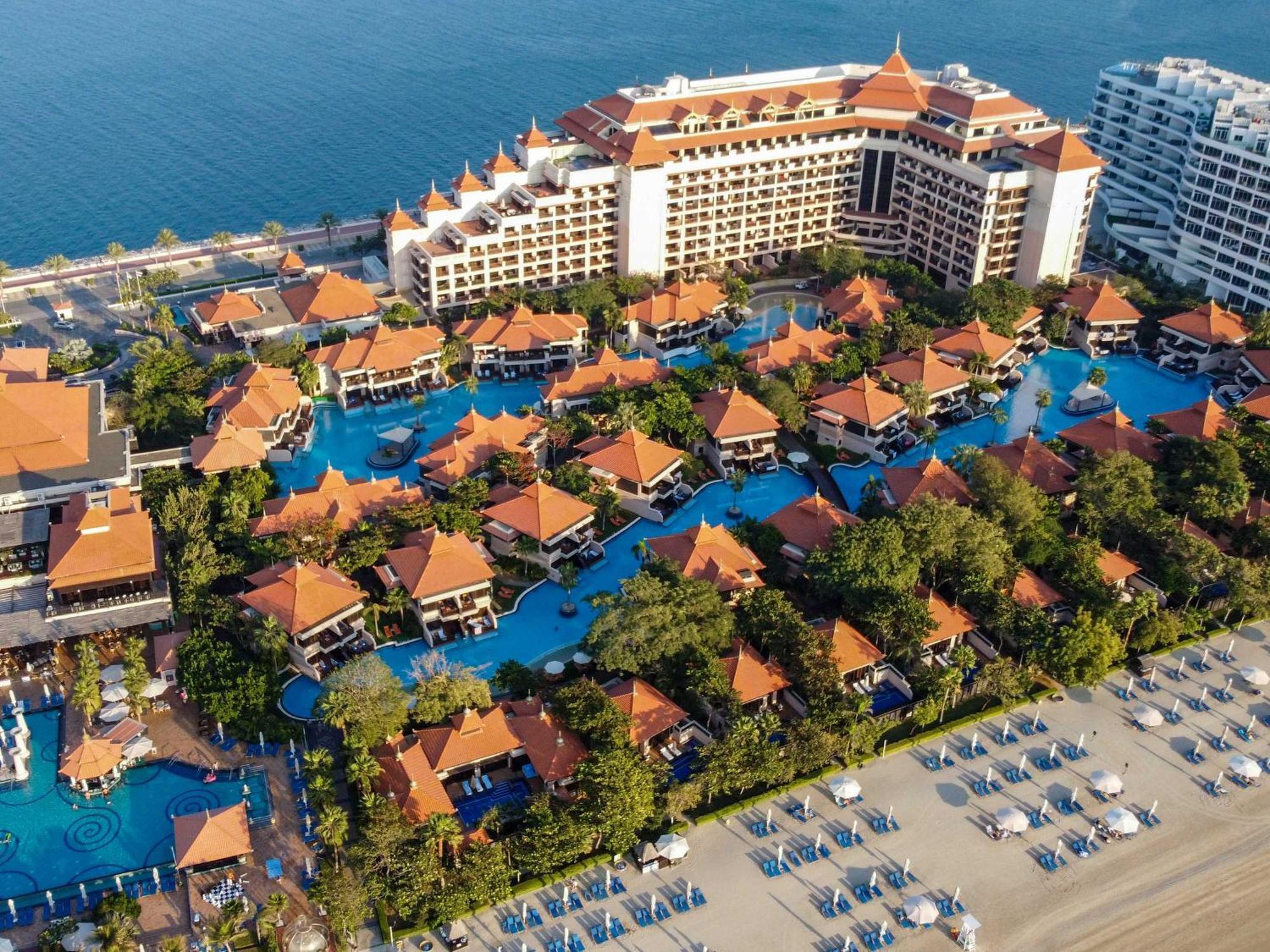 Waterfront 2br With Sea Views Apartment Dubai