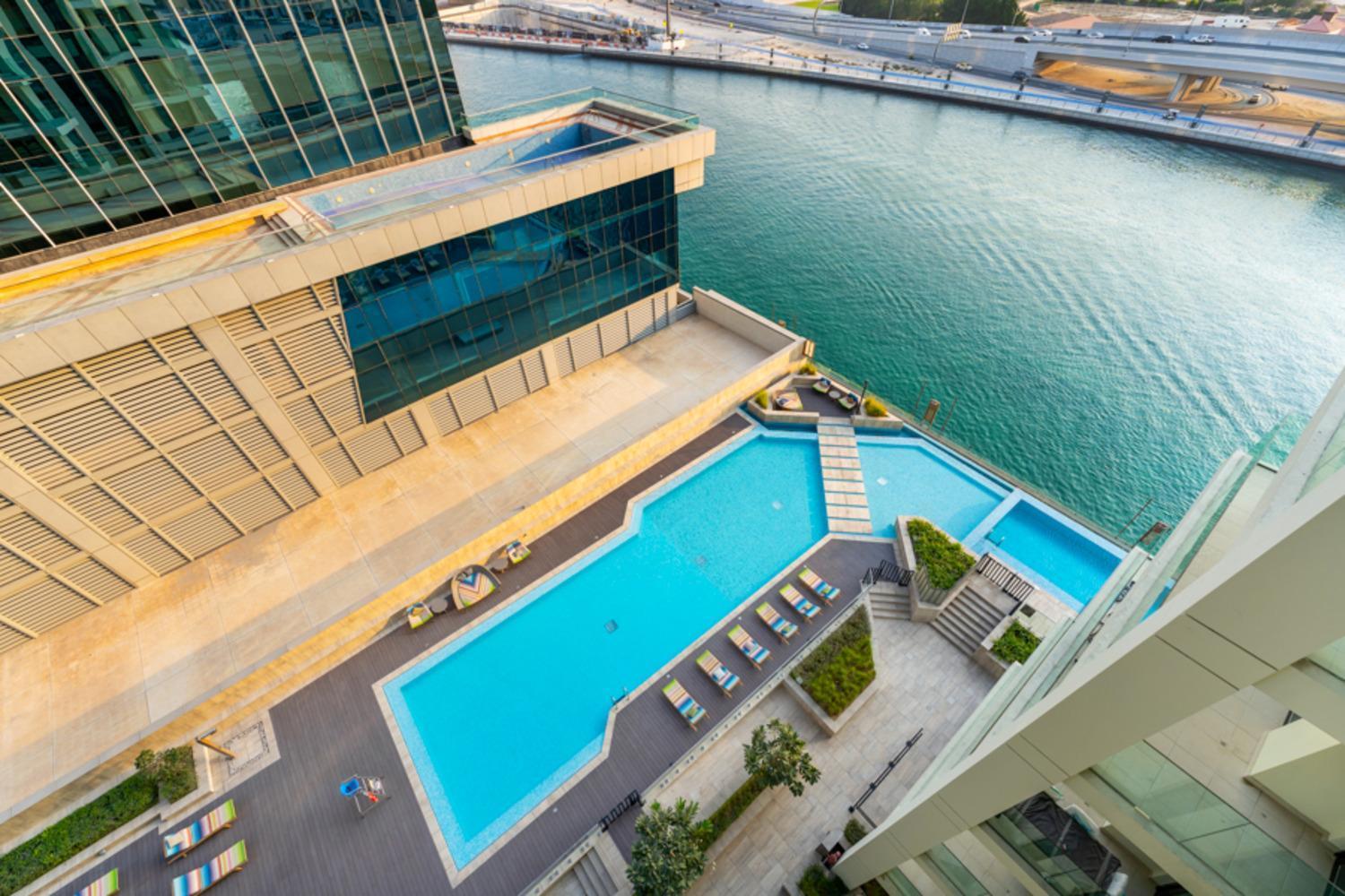 Fam Living - Urban Oasis 2bedroom, Business Bay Daire
