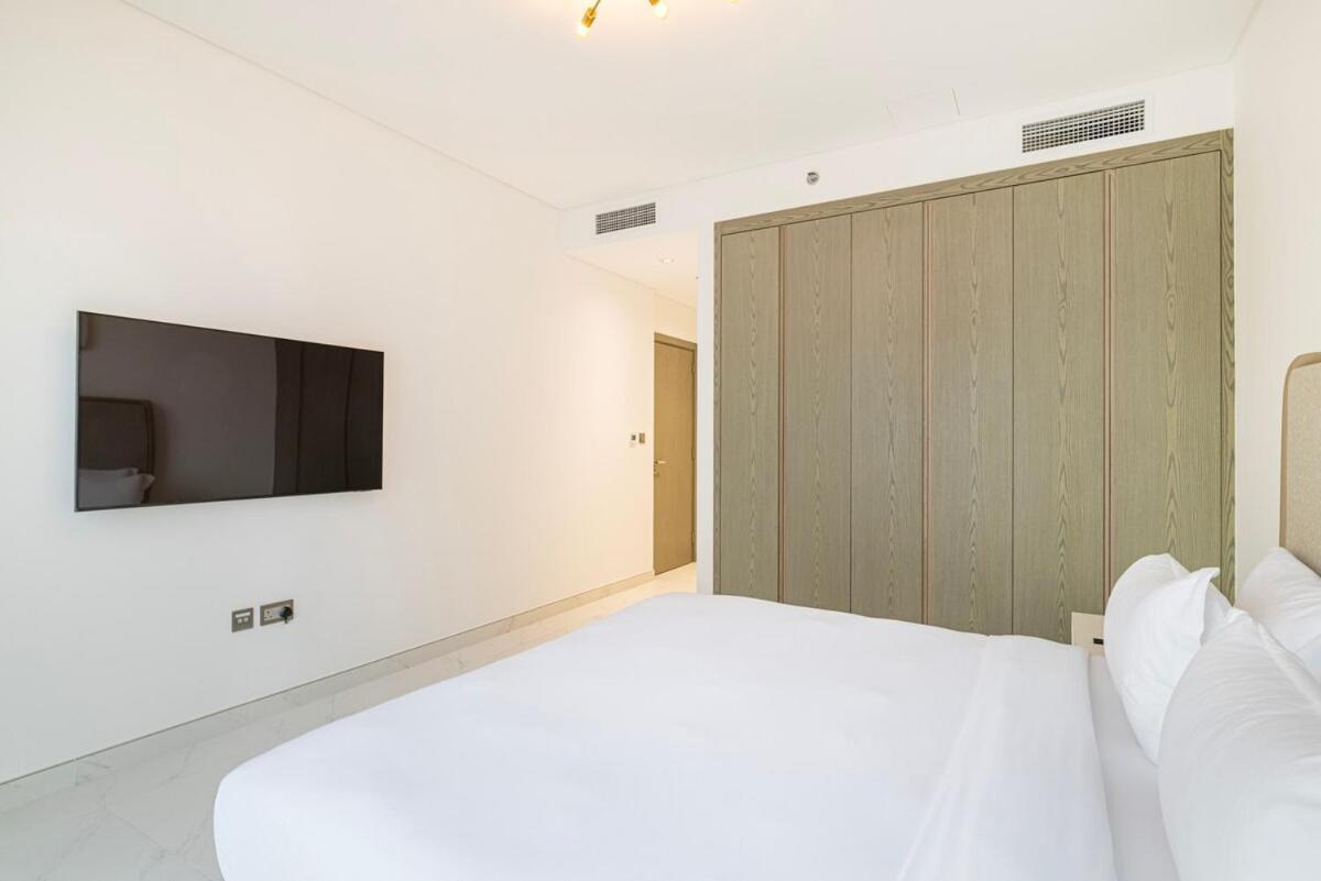 Apartment Two Bedroom At Mbr With Burj Khalifa View