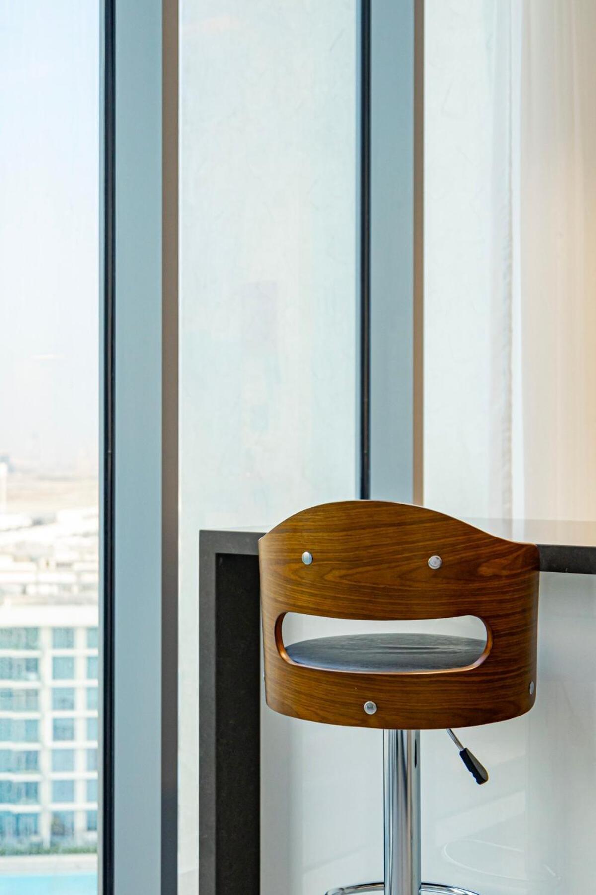 Two Bedroom At Mbr With Burj Khalifa View Apartment
