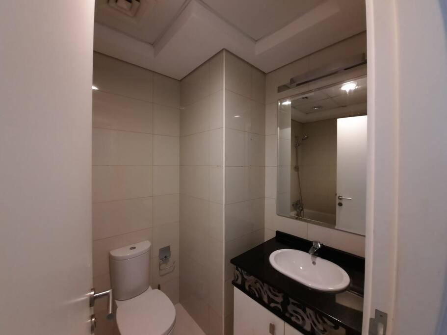 Apartment Entire 1 Bedroom With Swimming Pool Andjaccuzi In Business Bay, Heart Of *