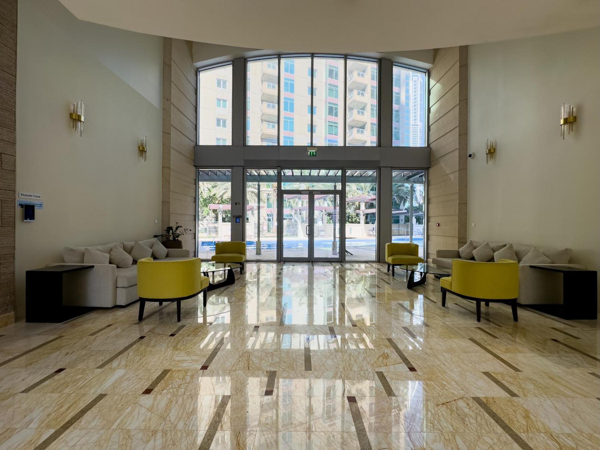 Apartment Naseem - Elegant 2br Retreat With Balcony In Marina *