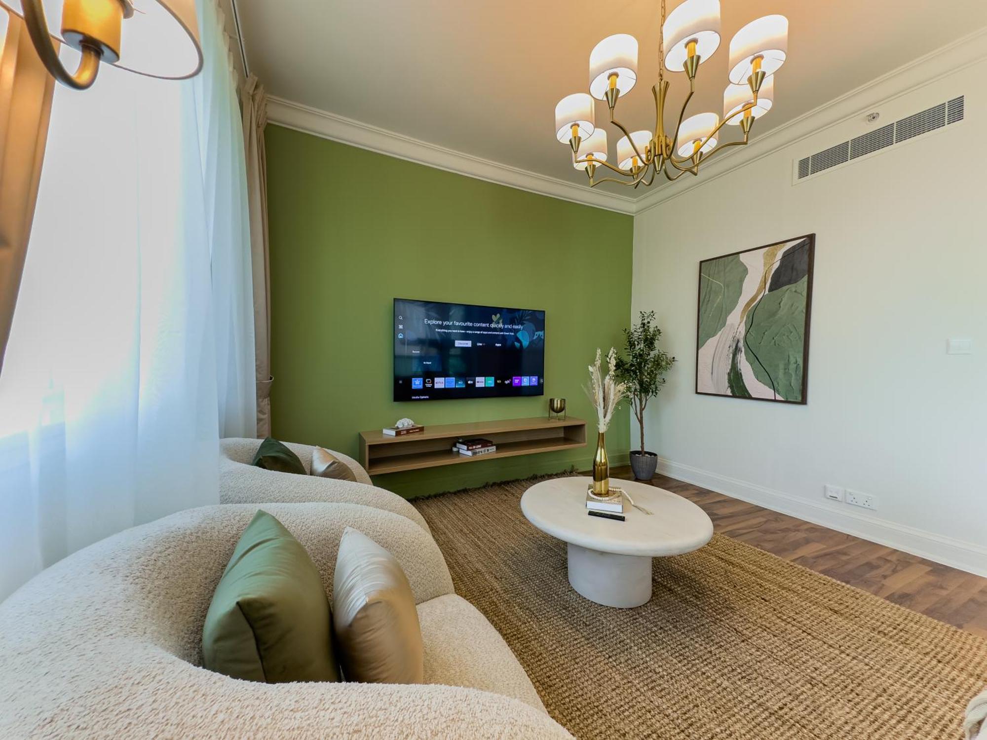 Apartment Naseem - Elegant 2br Retreat With Balcony In Marina Dubai