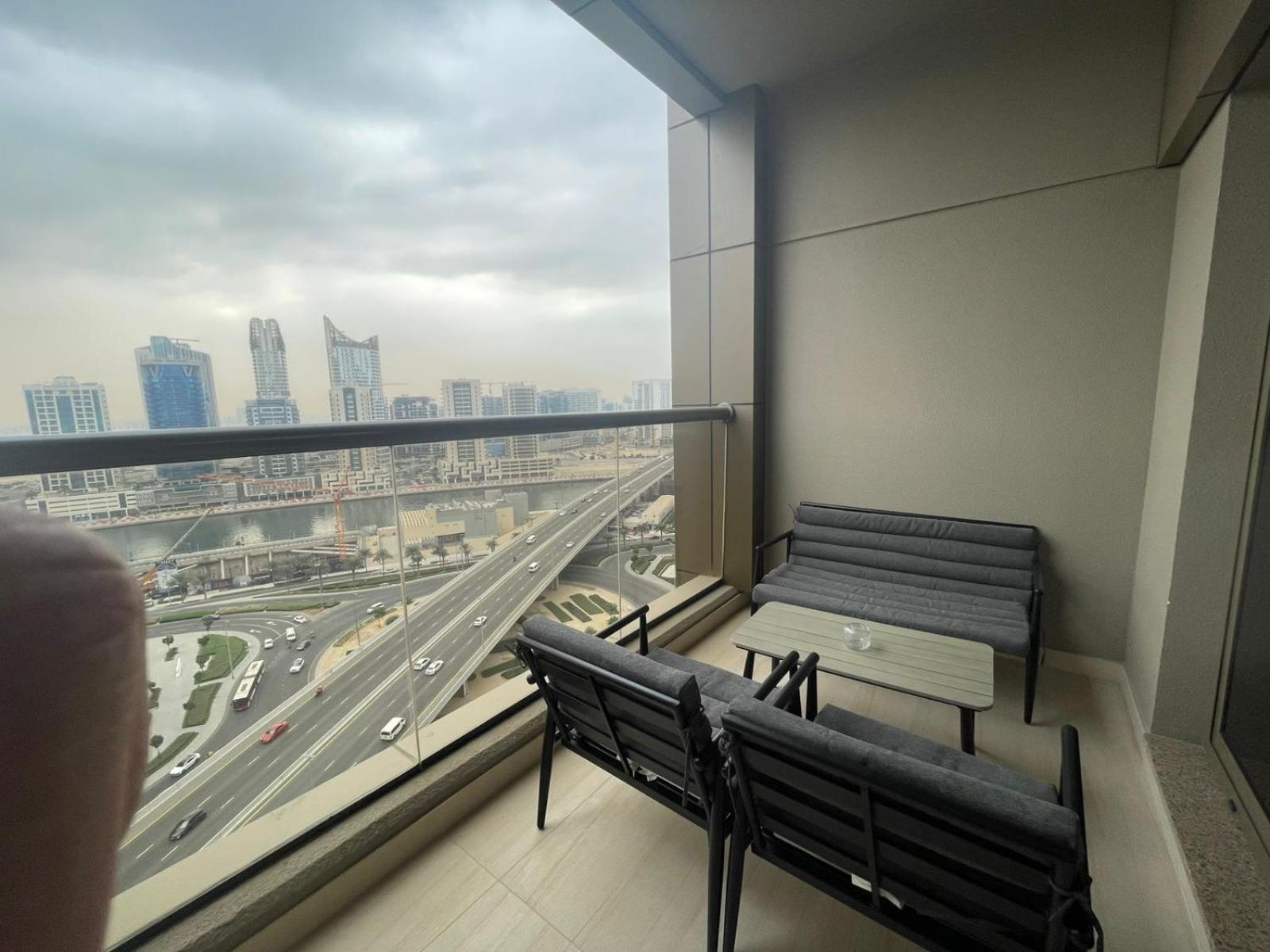 Apartment Serene In Elite Downtown - Allsopp & Allsopp