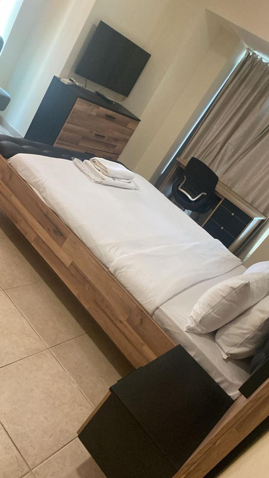 Ensuite In Coliving In Marina Dubai