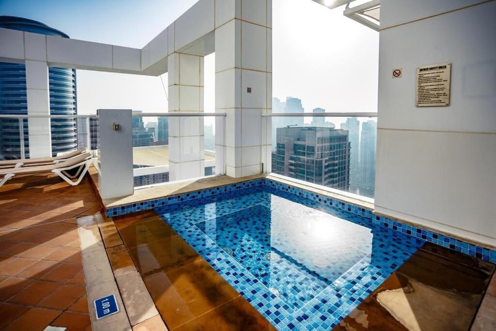 2 Bed In La Riviera Tower, Marina Near Metro And Mall, 12-min Walk To Jbr Beach! Daire *