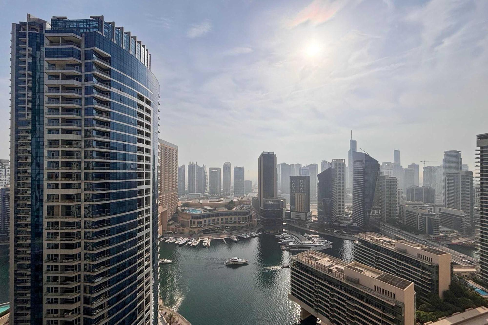 Frank Porter - Bahar 6 Dubai