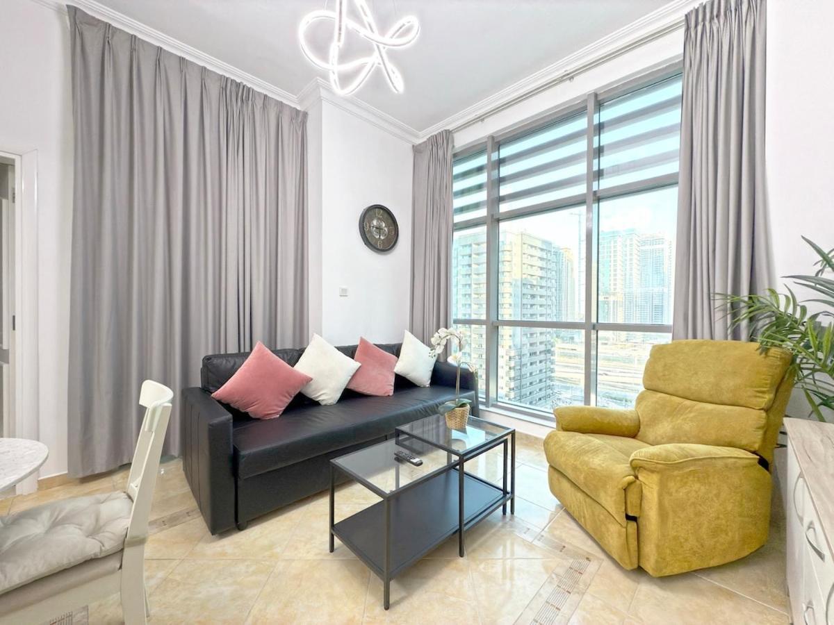 Apartment One Bedroom Near And Metro In Marina Z1011 Dubai
