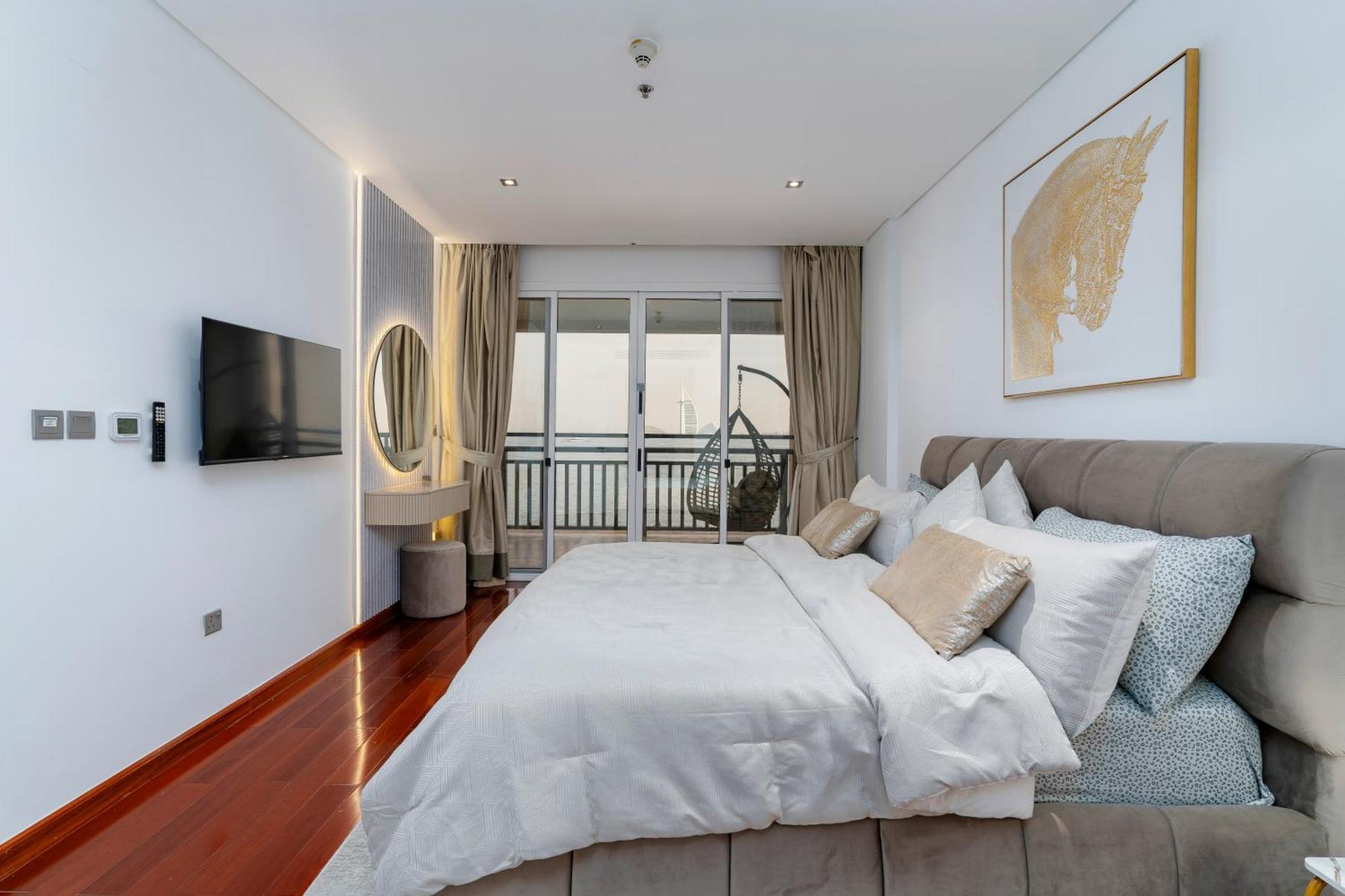 Apartment Cozy, Full Sea View, Private Beach, In 5 Stars At The Palm